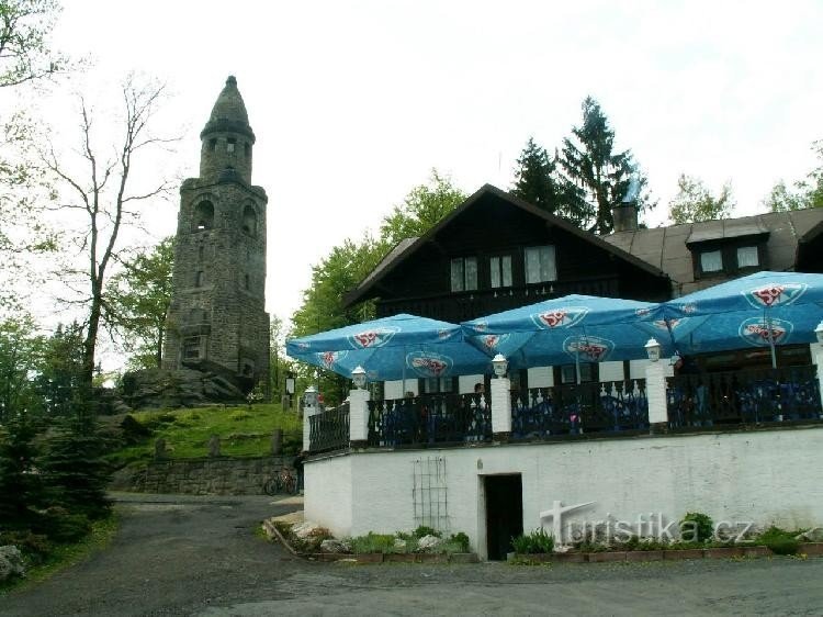 Torre di avvistamento con ristorante