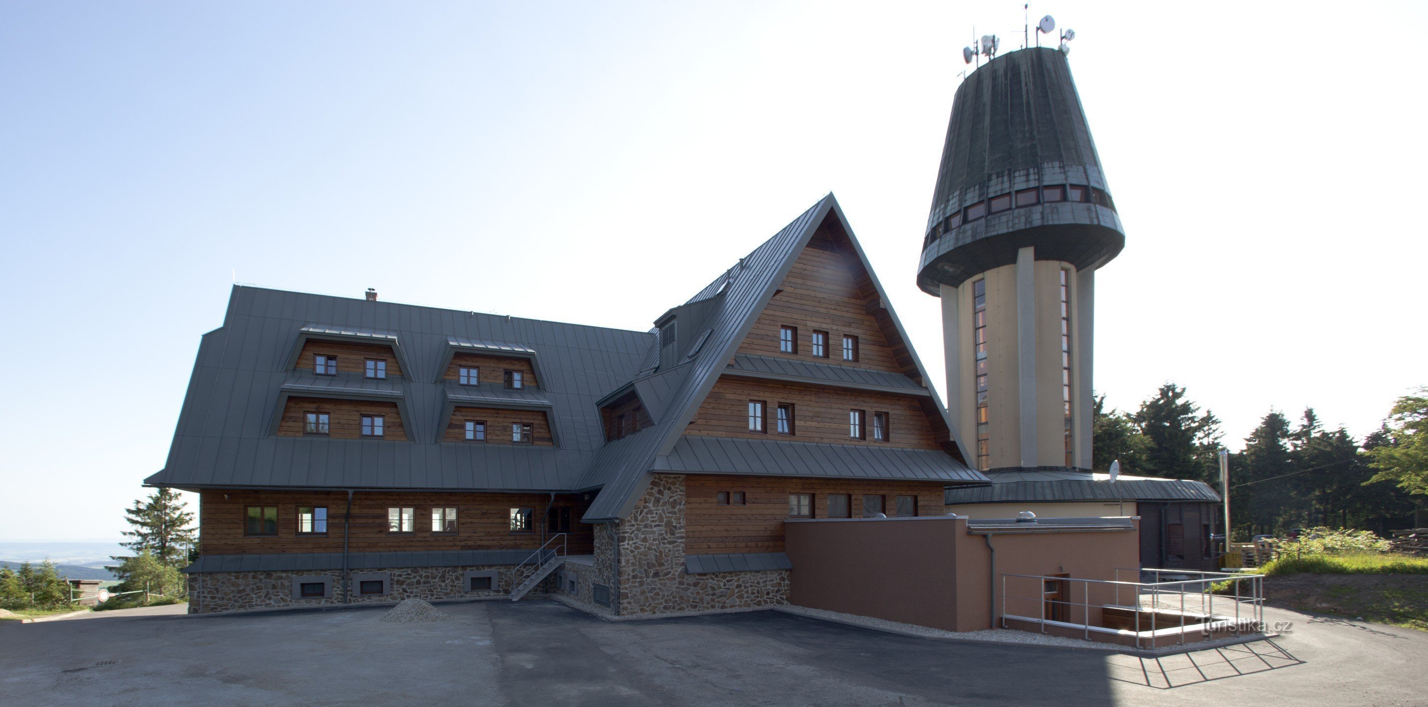 Lookout tower Suchý vrch