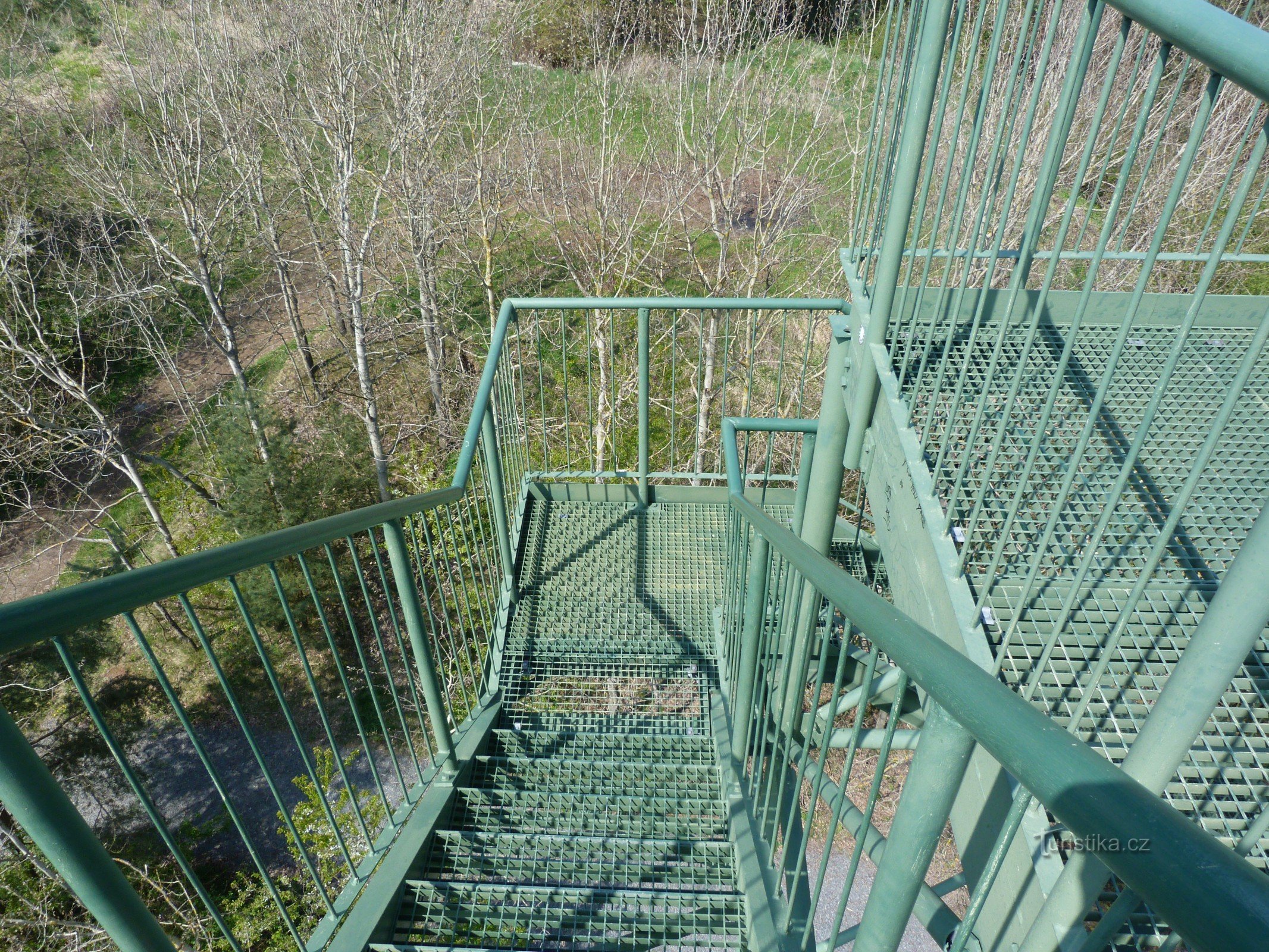 Tour de guet Třenická hora près de Cerhovice