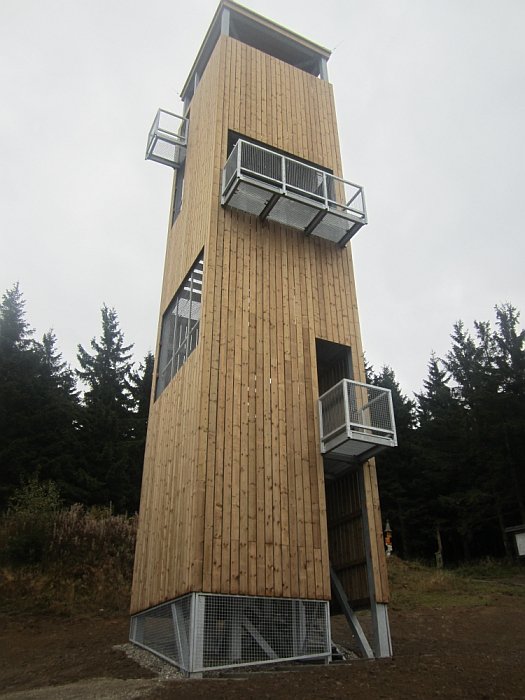 Turnul de observație lângă cabana Grouse (U Medvěda)