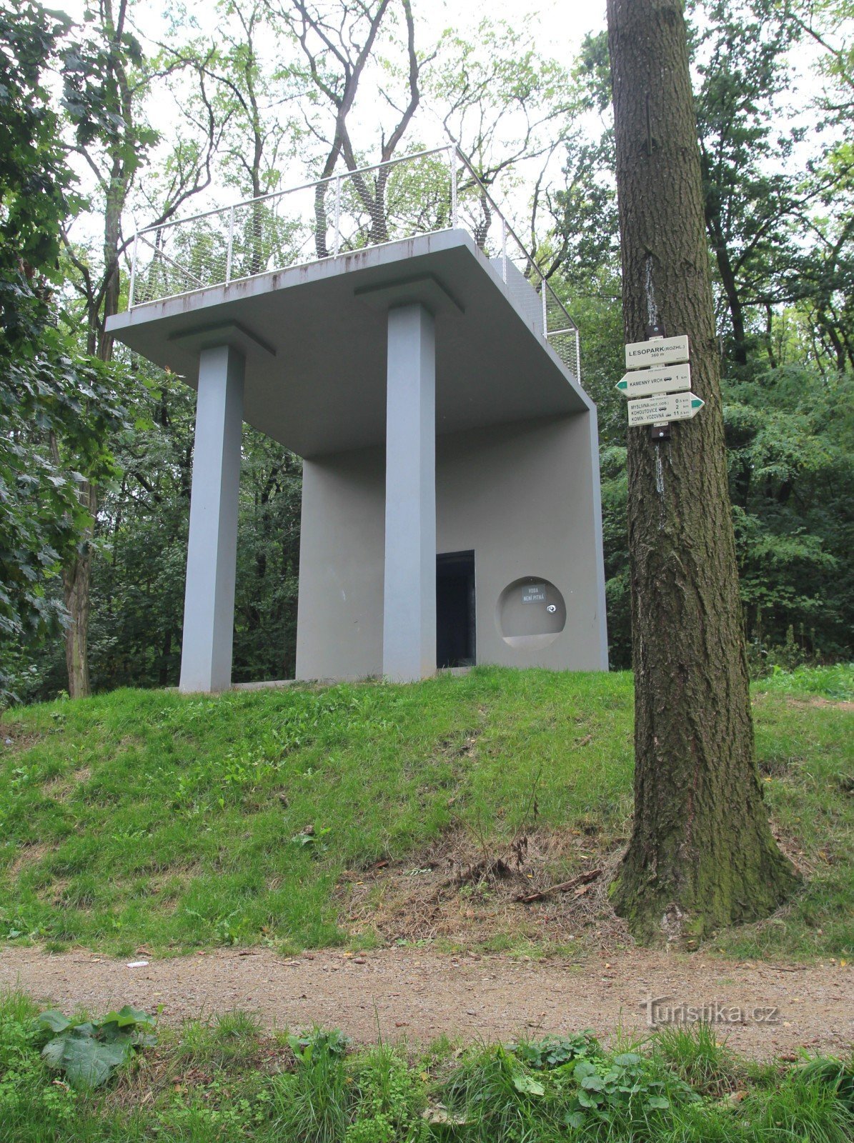 Torre de vigia no Lesopark