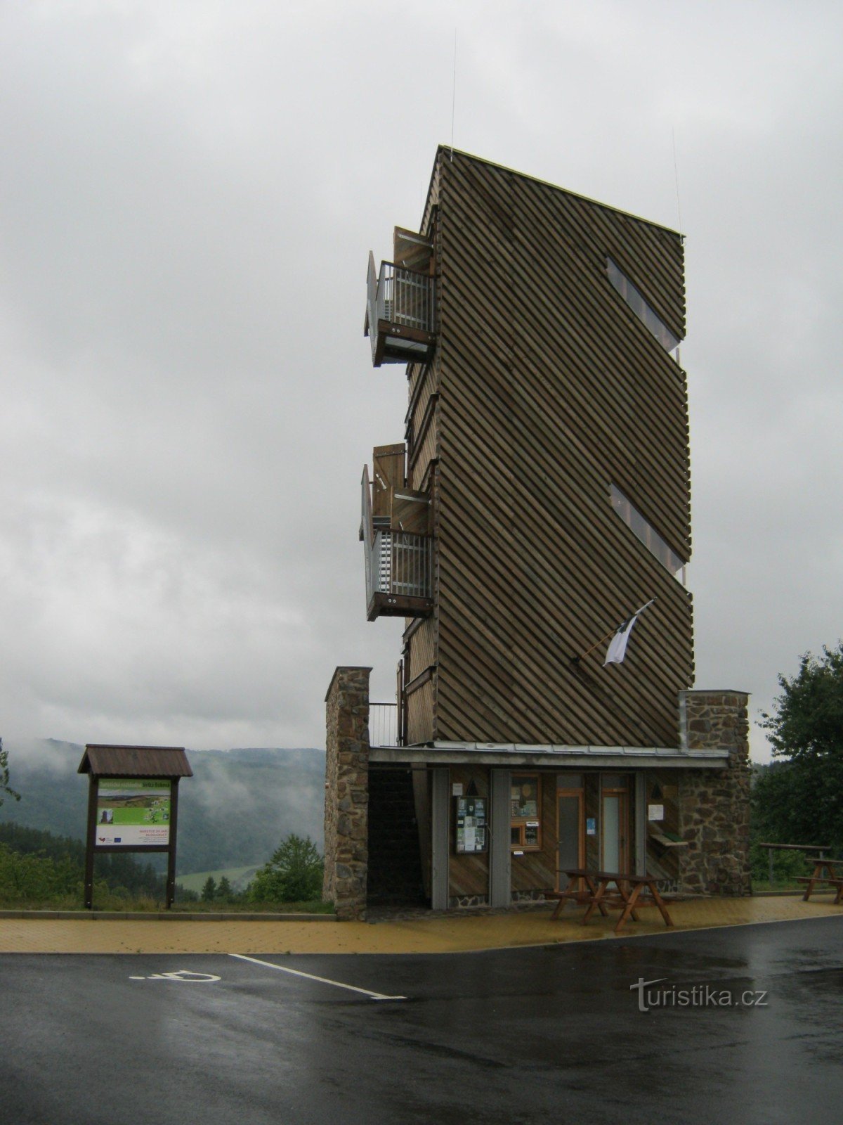 Velká Buková mirador torre