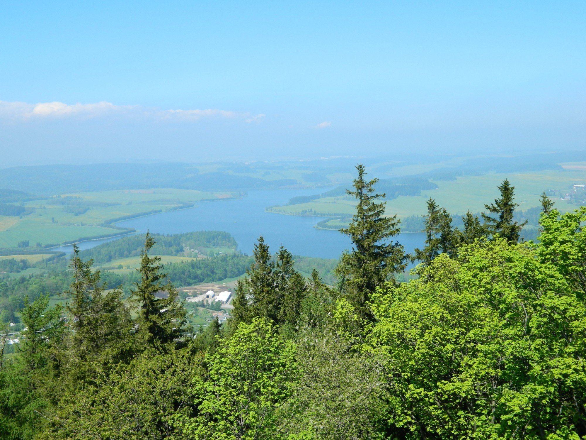 Tháp quan sát Velký Roudný gần Slezská Harta