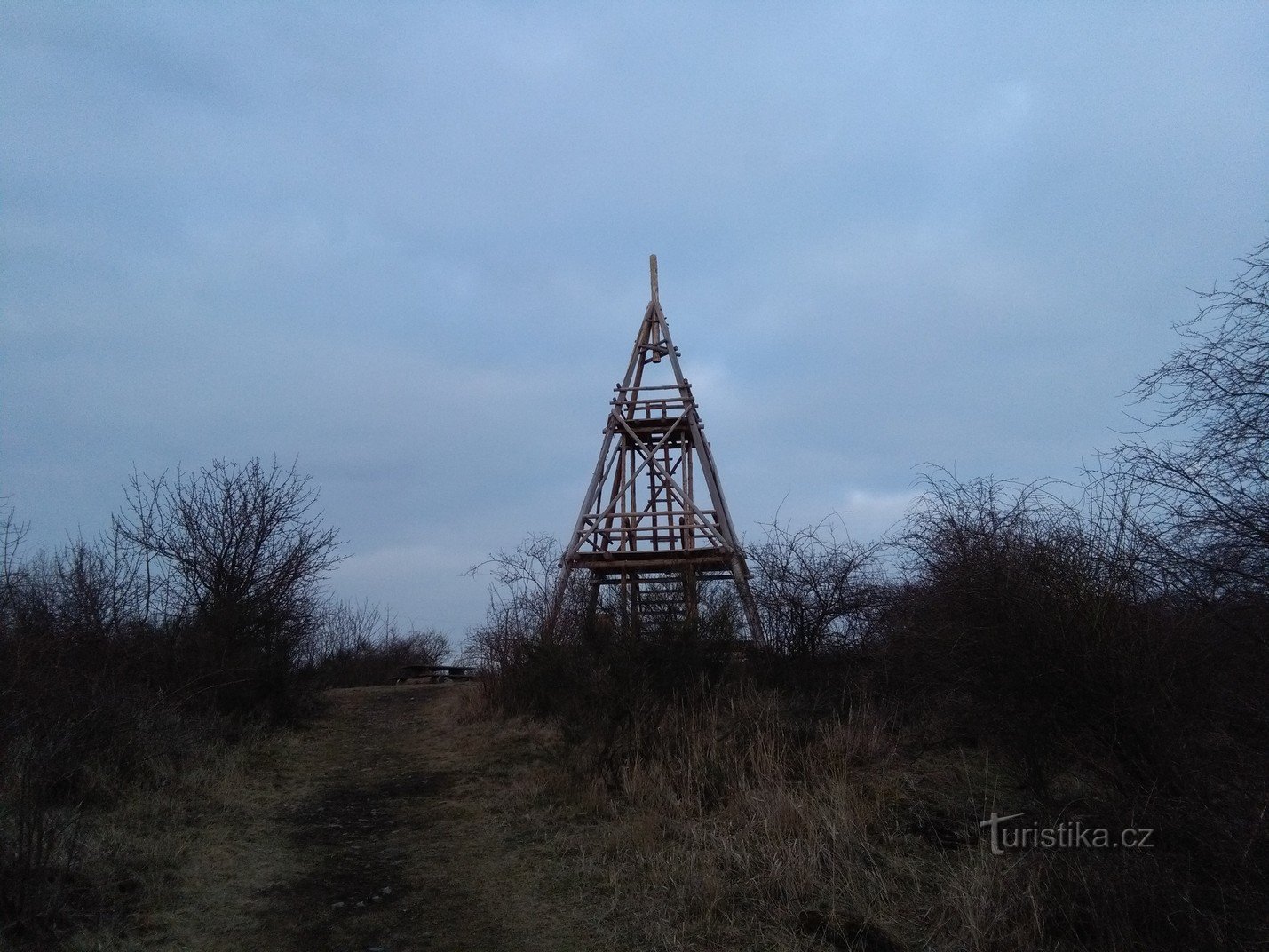 Torre de vigilancia de Veselov: pequeña pero bonita
