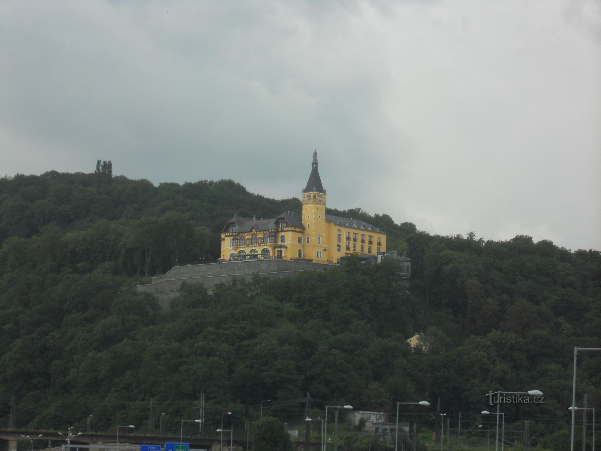 Větruše uitkijktoren.