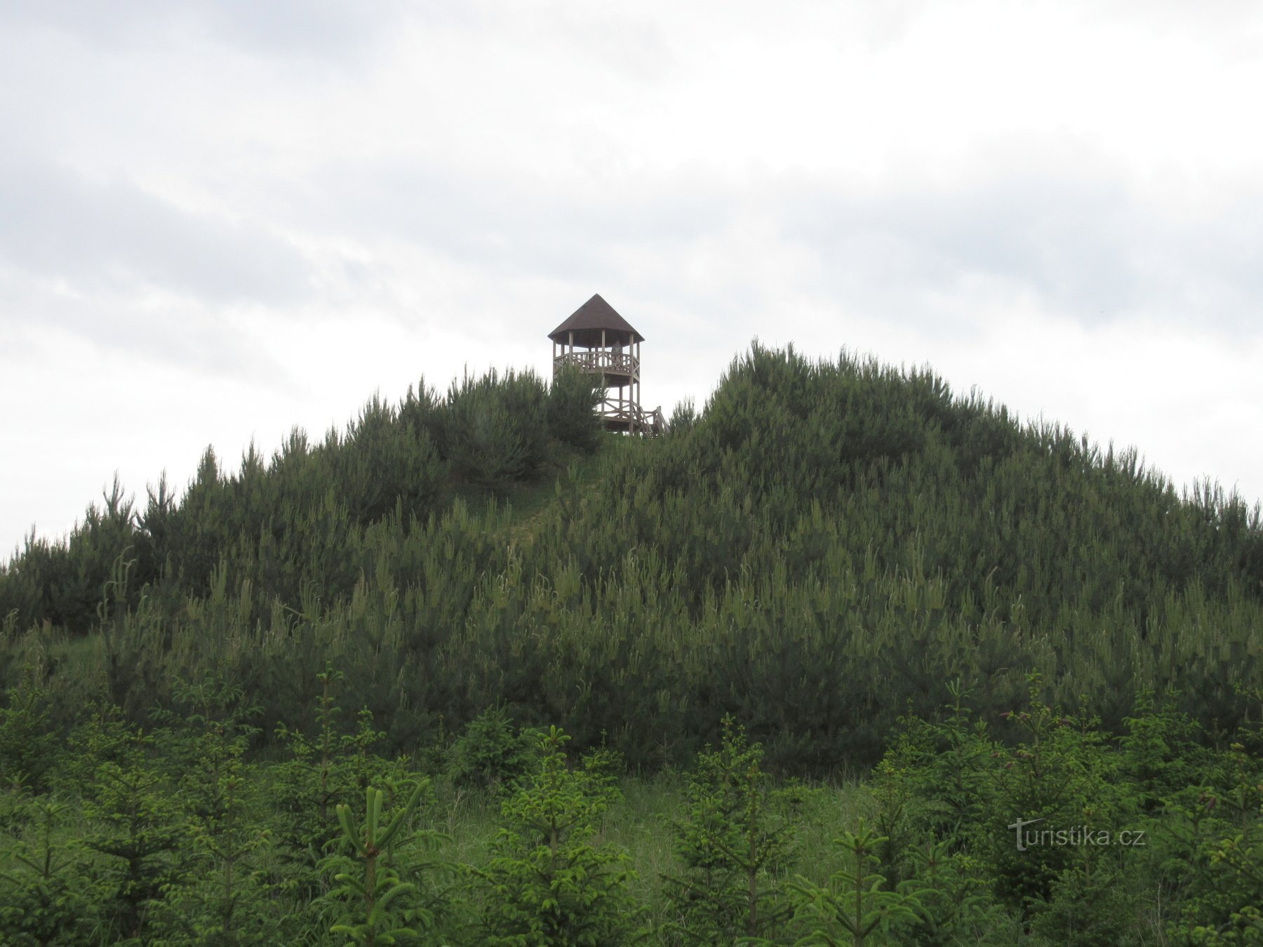 Uitkijktoren vanuit het noorden - ontoegankelijke kant