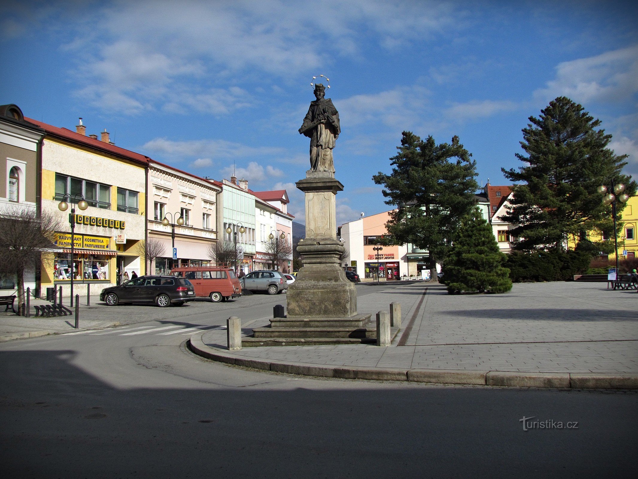 Rožnov pod Radhoštěm - a praça principal