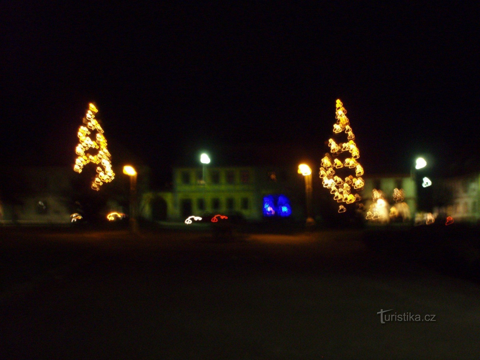 Verlichte kerstbomen