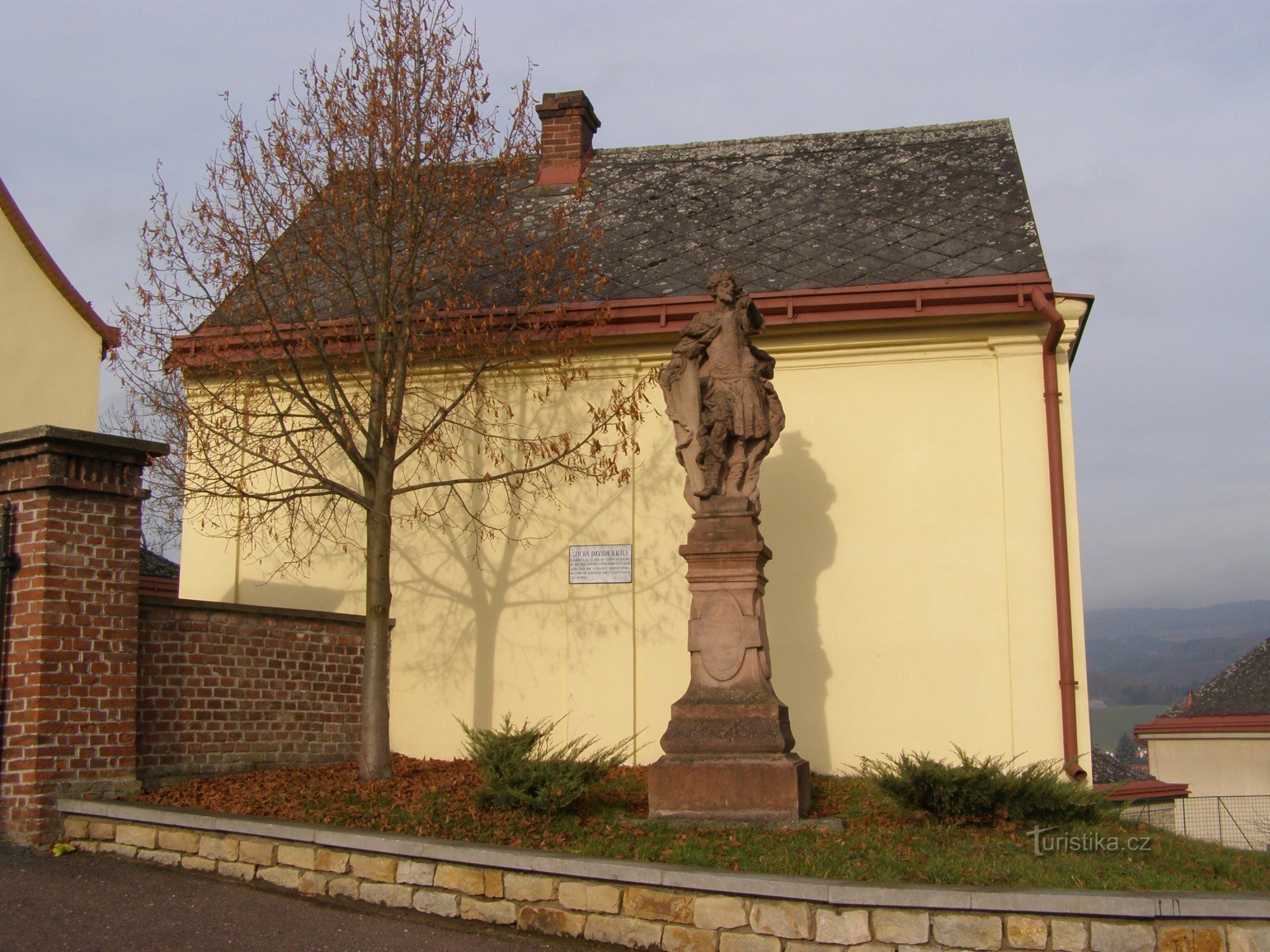 Rtyne in Podkrkonoší - Statue von König David