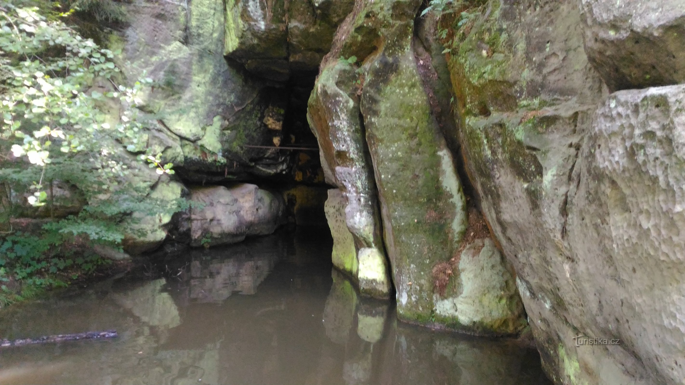 Cueva de Rusalca