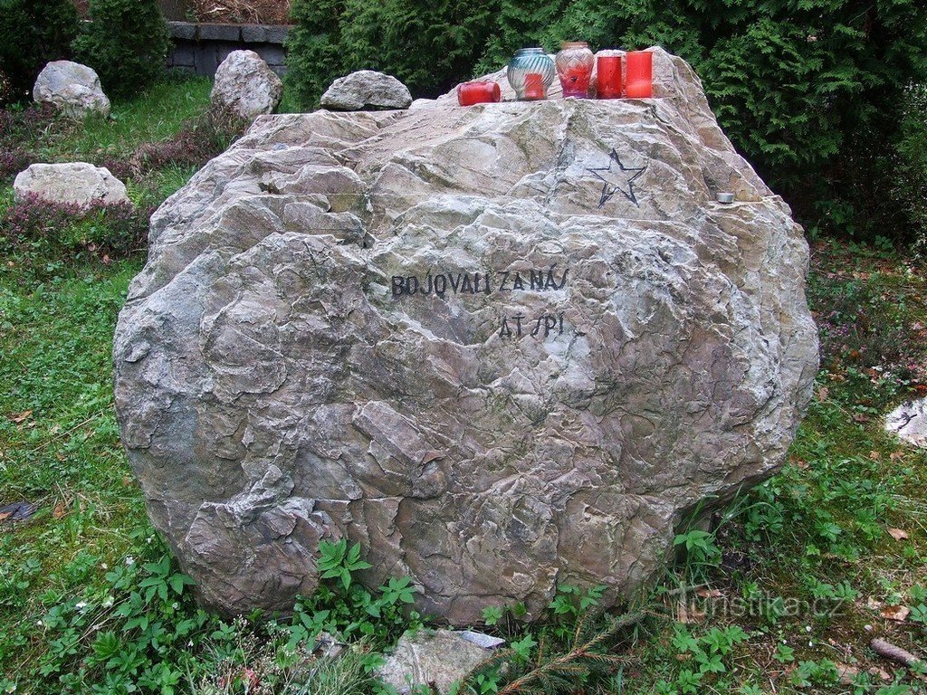 Cimitirul rusesc - monument de bază