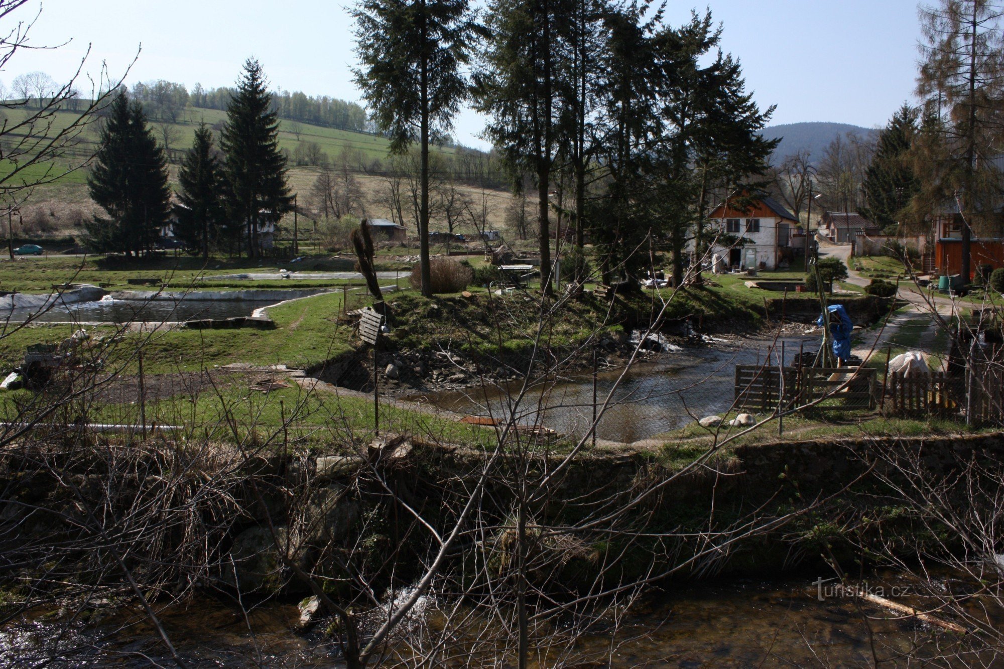 Bastion rybacki i hodowla pstrąga Vysoký potok koło Hanušovic