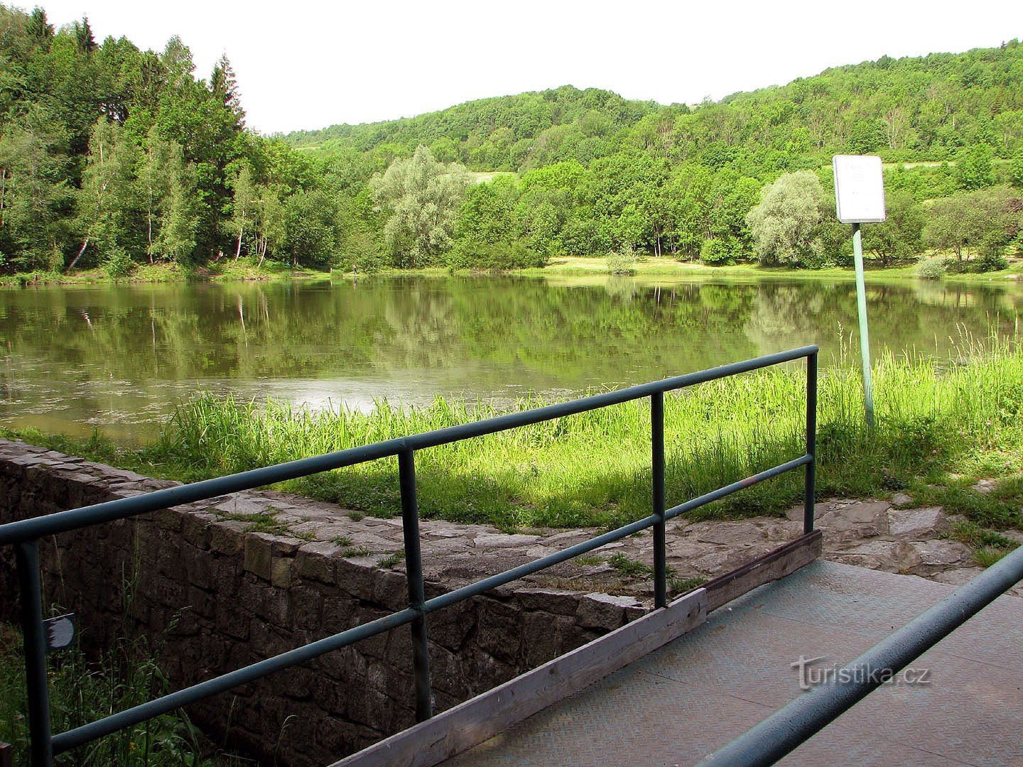 Cerťák dam