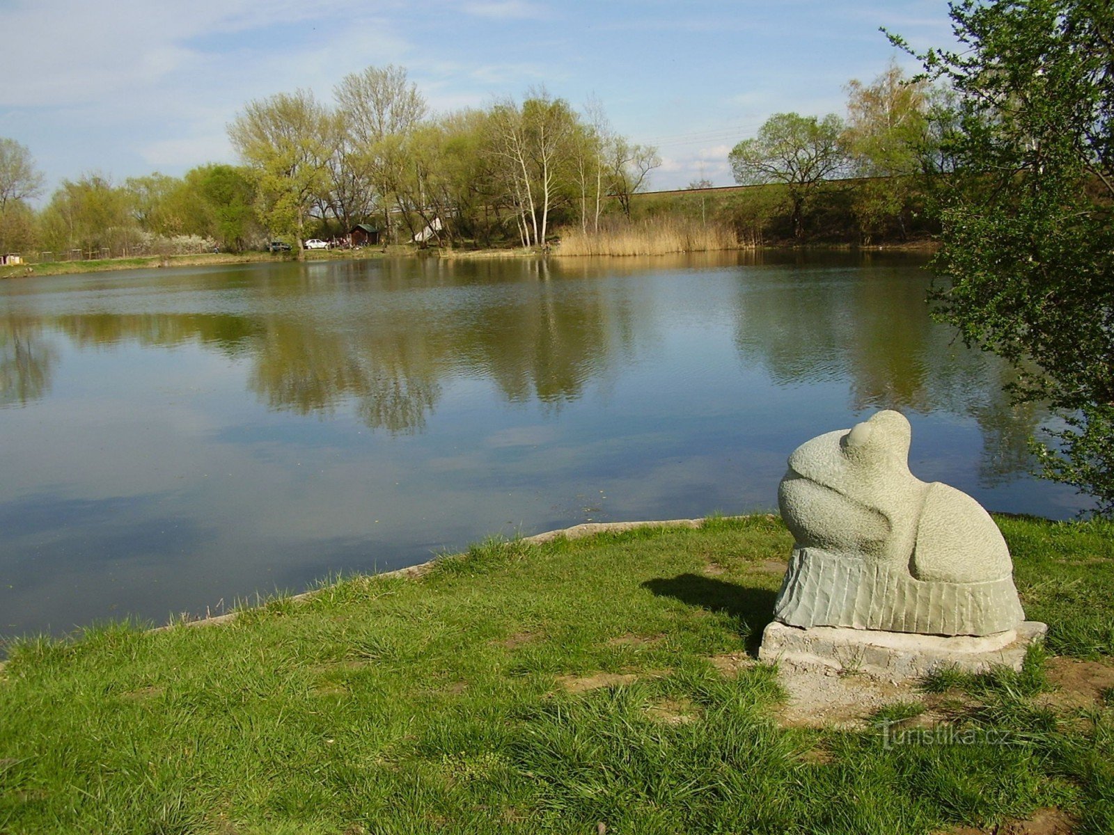 Lužák pond