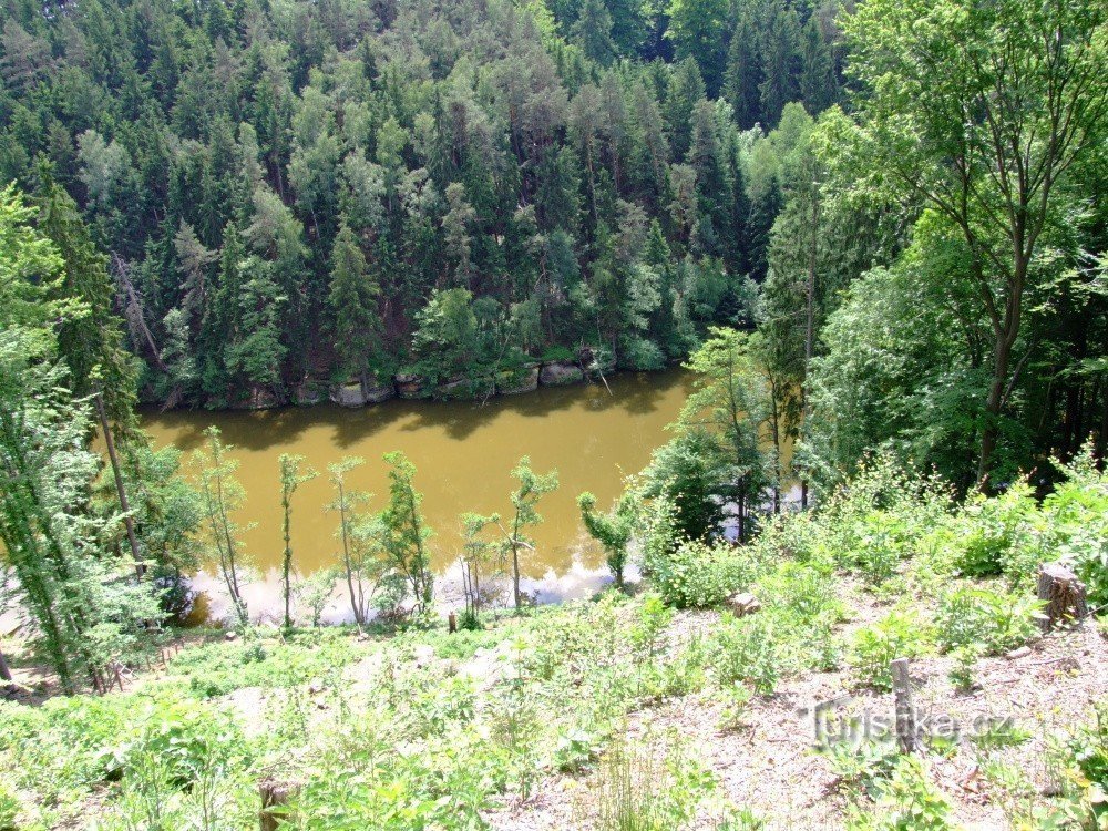 Nebákov-dam