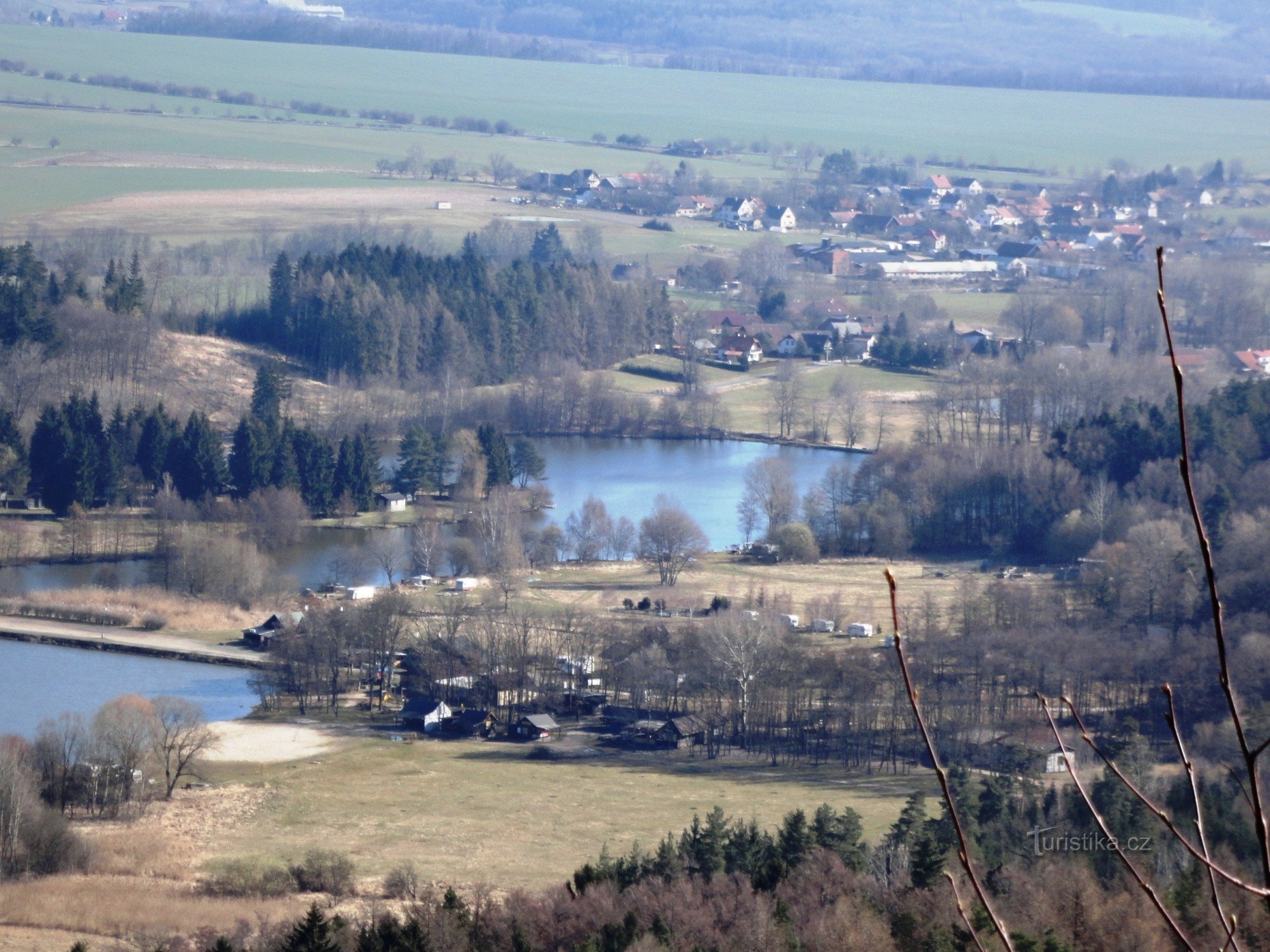 Laghetto di Němeček dal belvedere del coro Křížkovský