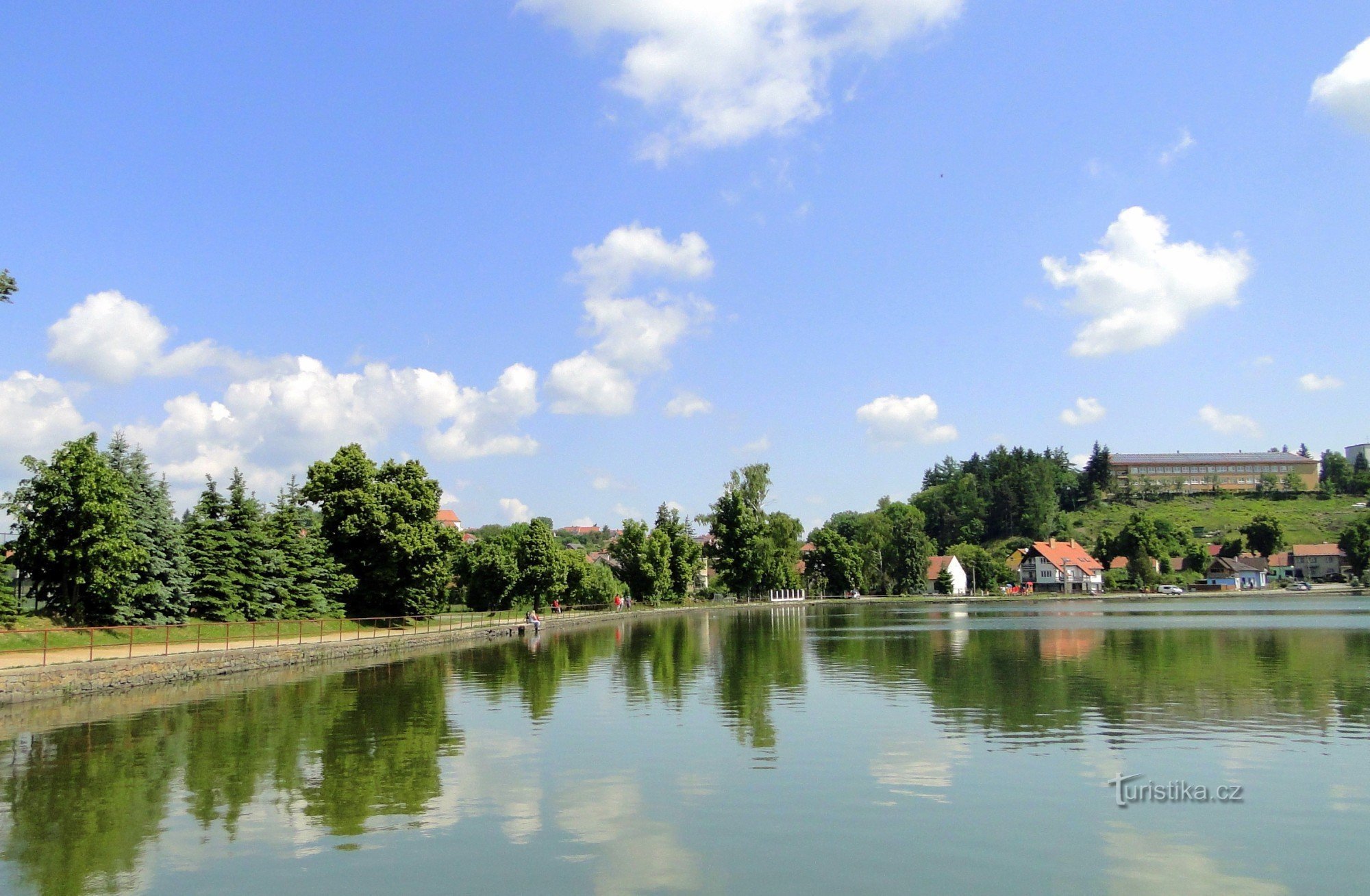 Olšovec pond