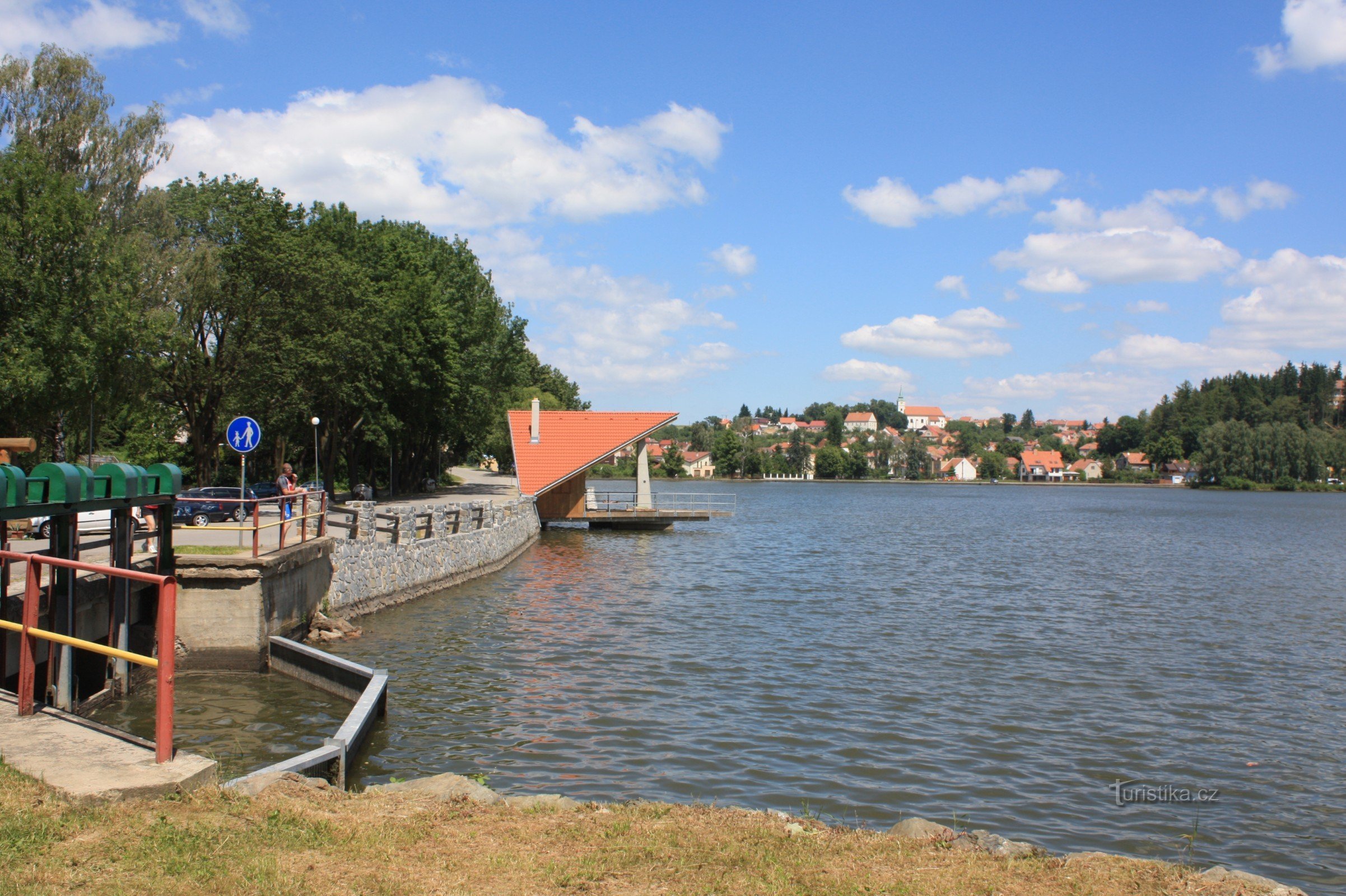 Olšovec-Teich von der Talsperre