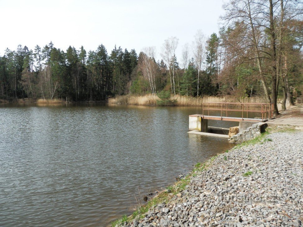 Špačková dam