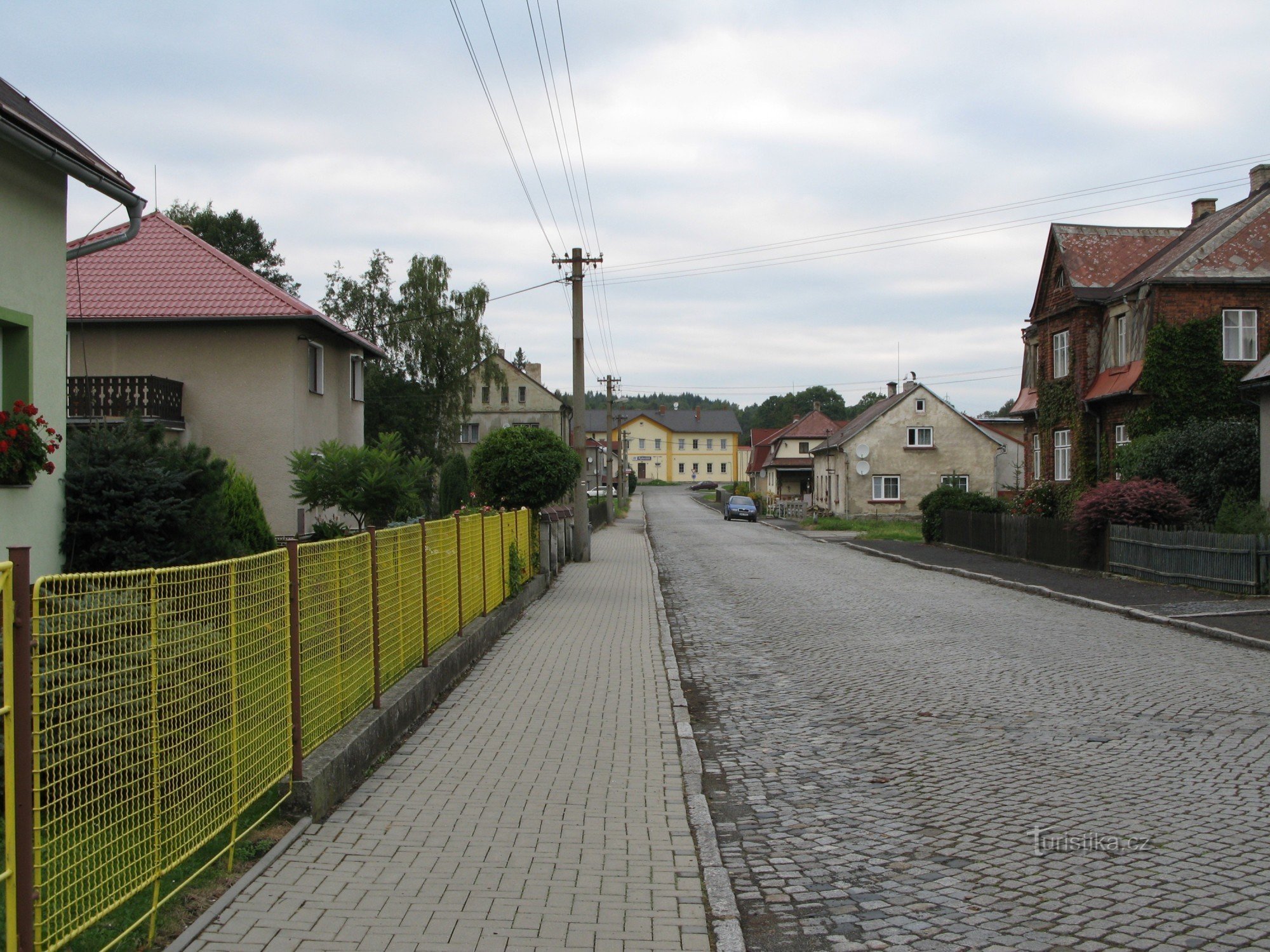 Der Weiher, die Strasse von der Kirche zum Bahnhof