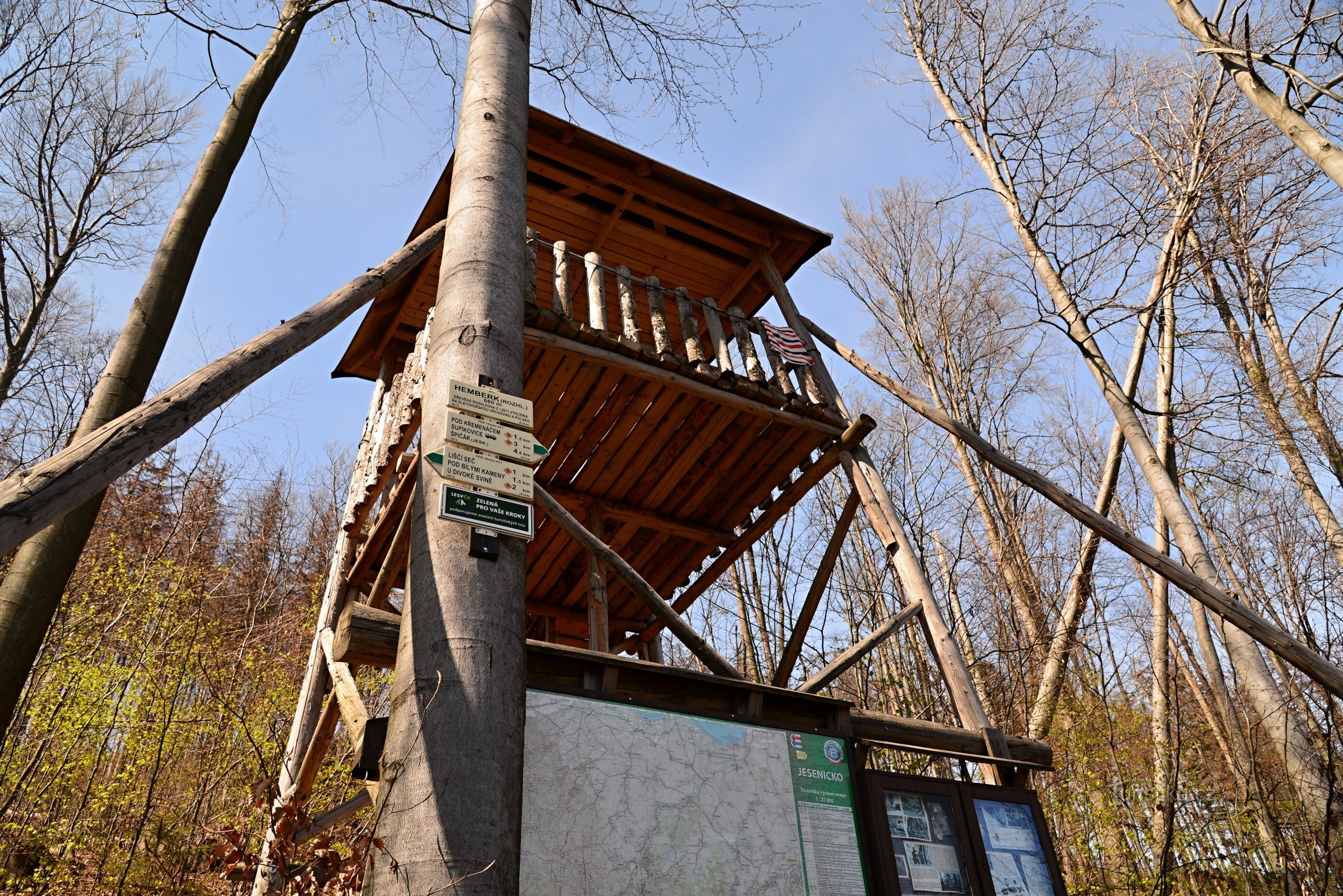 Rychlebské hory: Aussichtsturm Hemberg nad Supíkovice