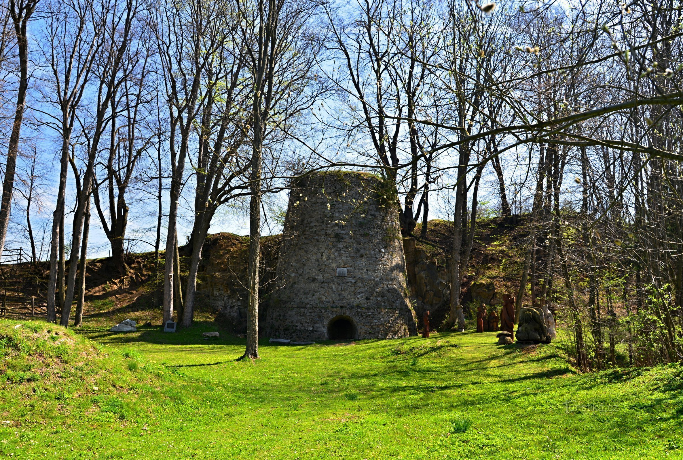 Rychlebské hory: Supíkovice - lime kiln