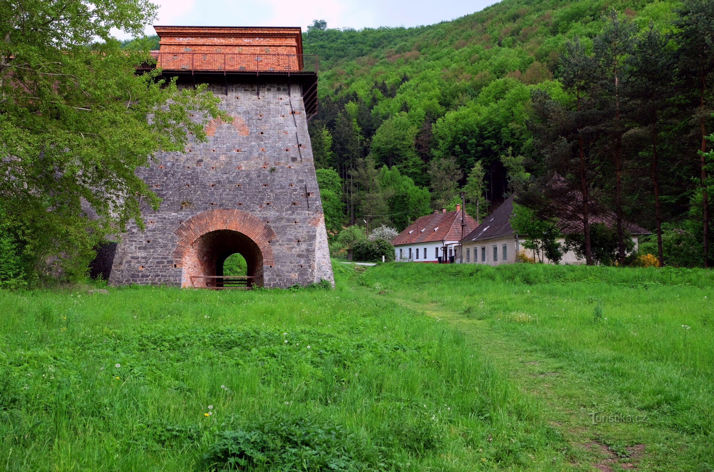 Cu Muzeul Tehnic din Brno într-o excursie. Unde? Pentru