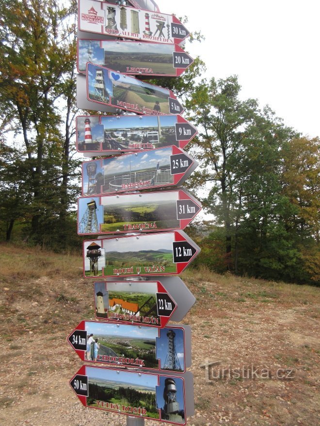 Salaš (Uherské Hradiště district) – village and lookout tower