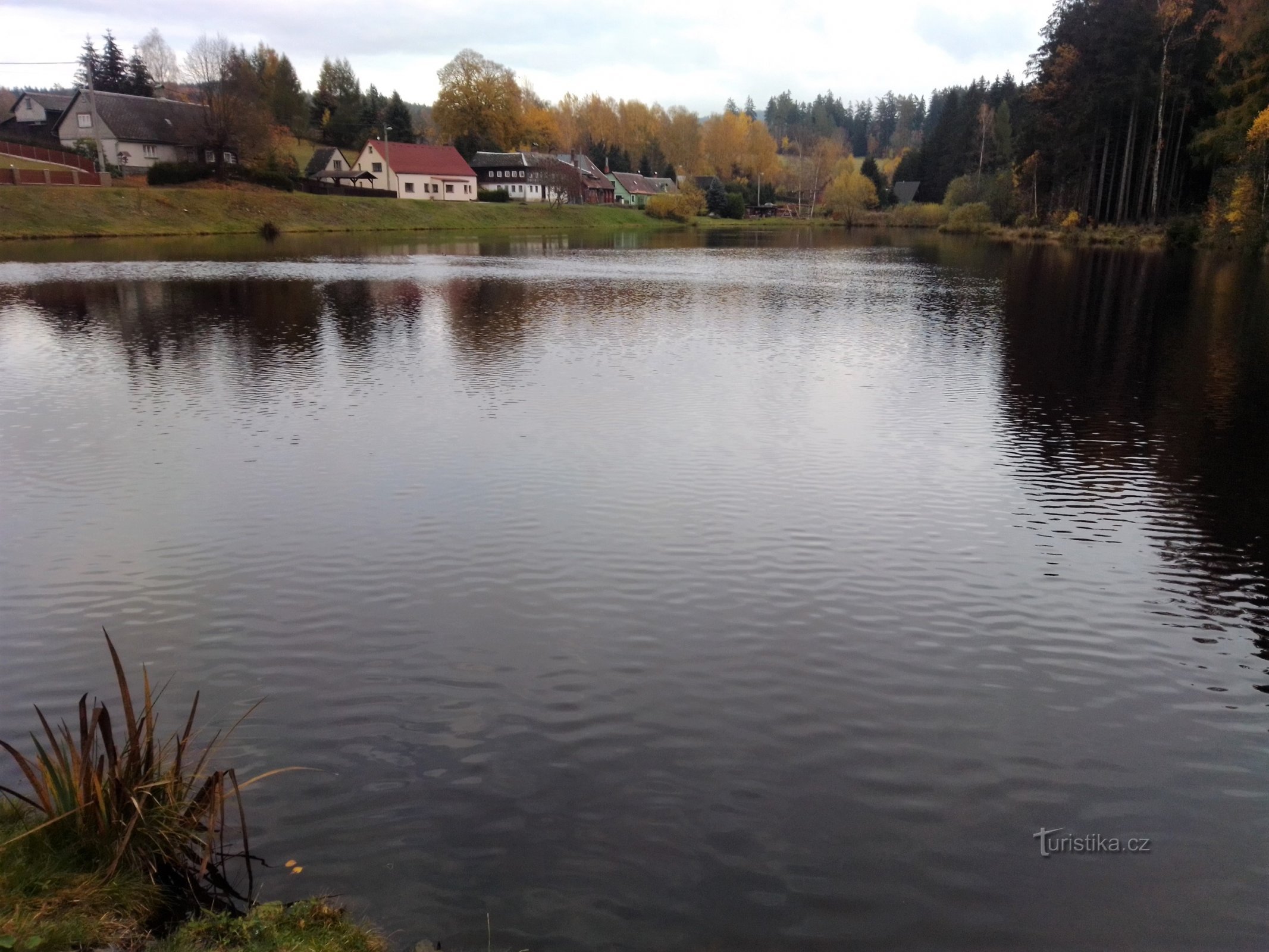 Salmovské údolí - Černý rybník - St. Hraběcí