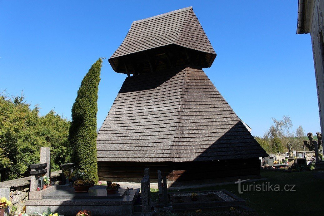 Samšina, klokkentoren