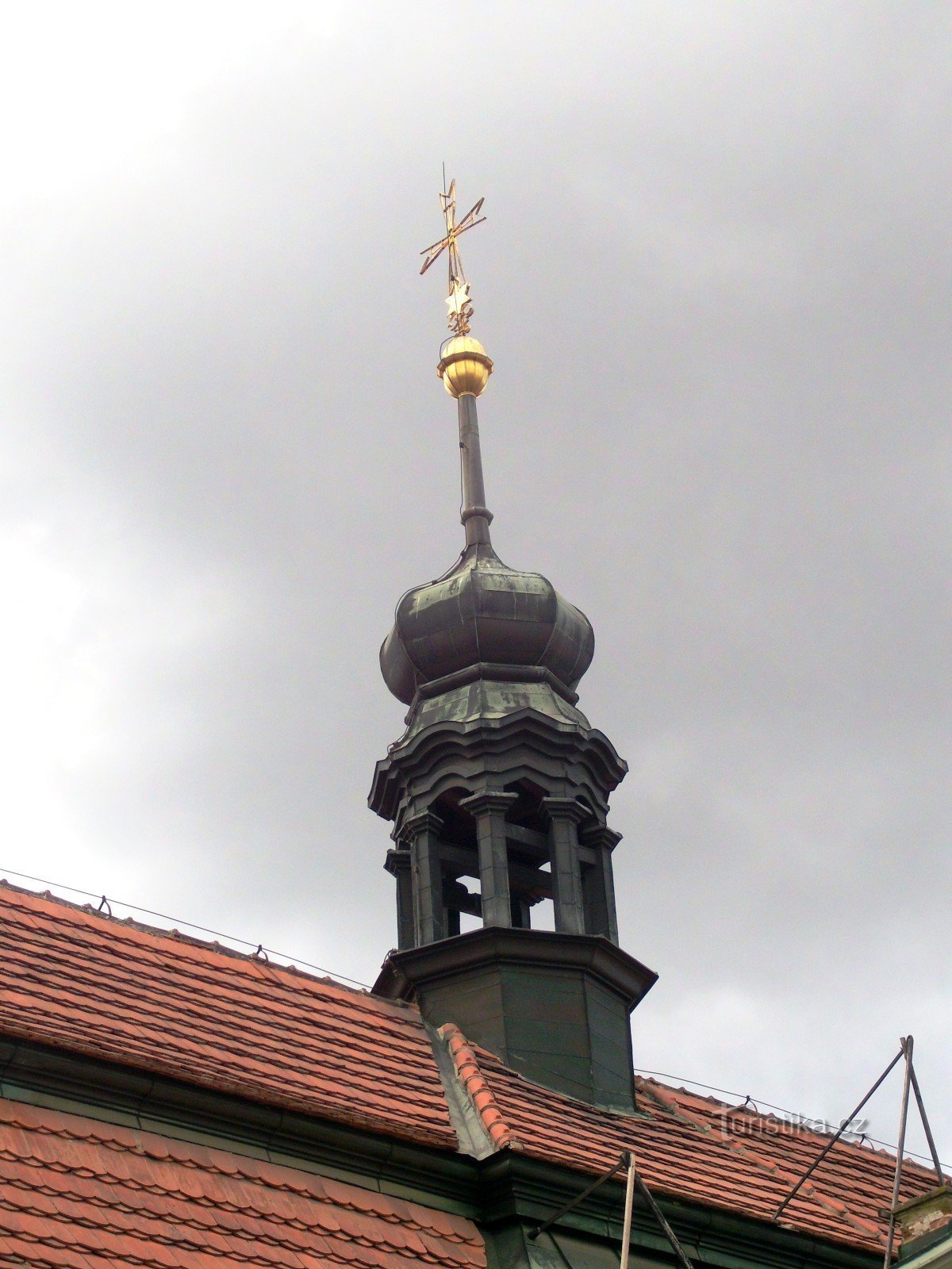 sacristia acima da capela