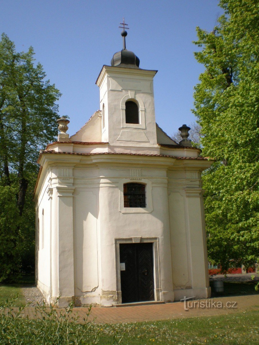 Satalice - kerk van St. Anne