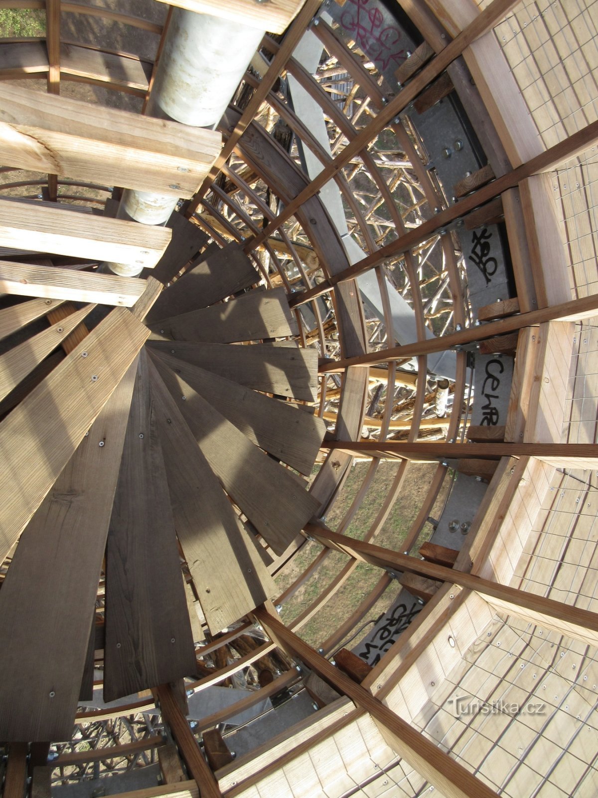 Escadas para a torre de observação