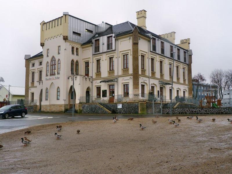 Schwarzenberská labská restaurace u přívozu