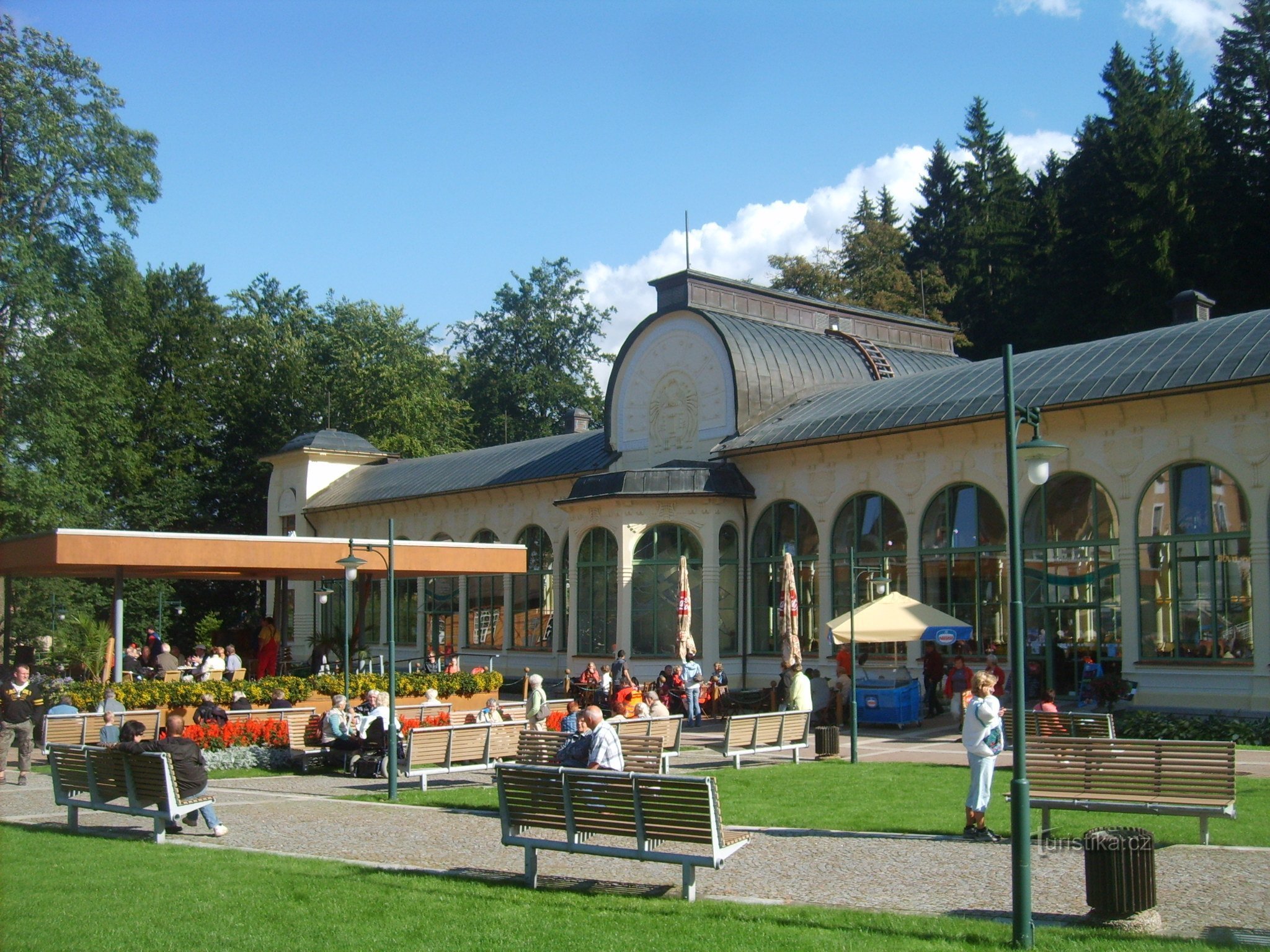 art nouveau byggnad Colonnade