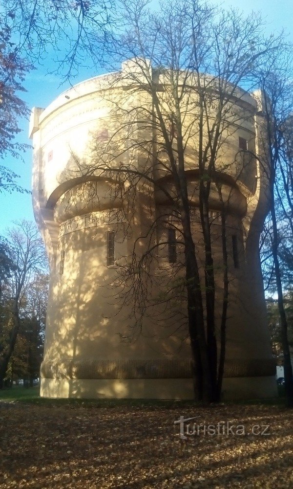 Reservatório Art Nouveau no hospital Pardubice