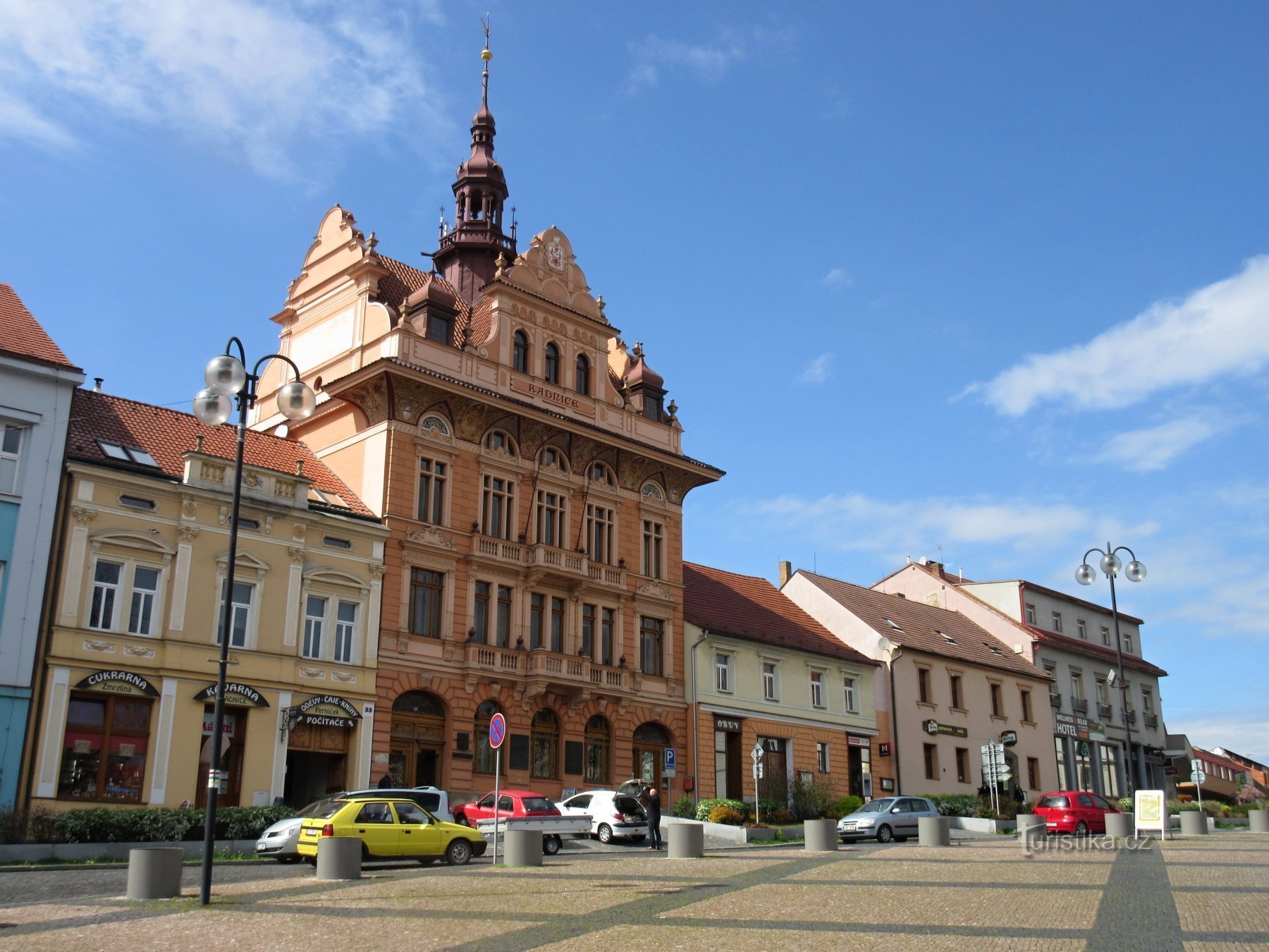 Sedlčany - 歴史と町の中心