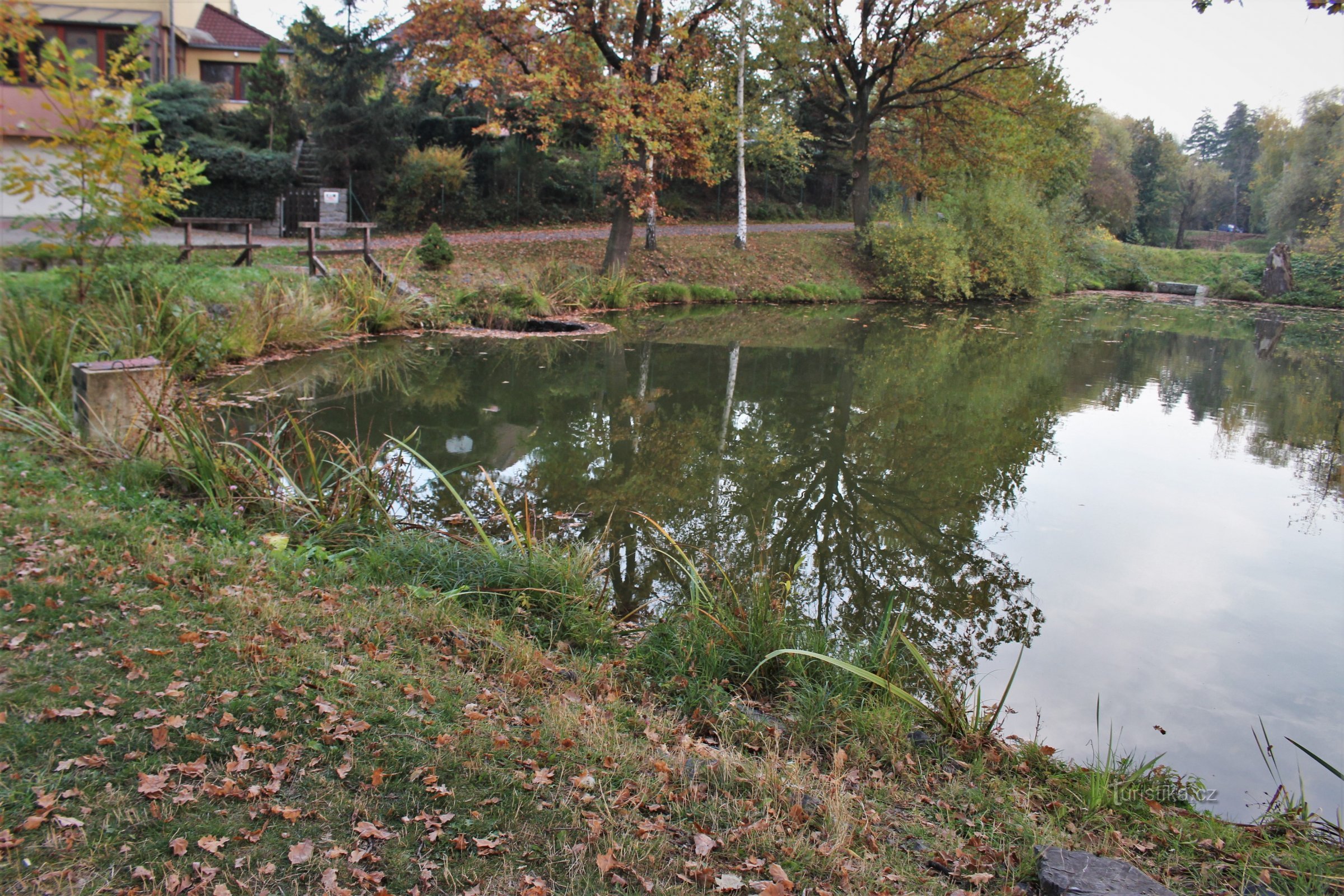 Sete lagoas Holské perto de Průhonice