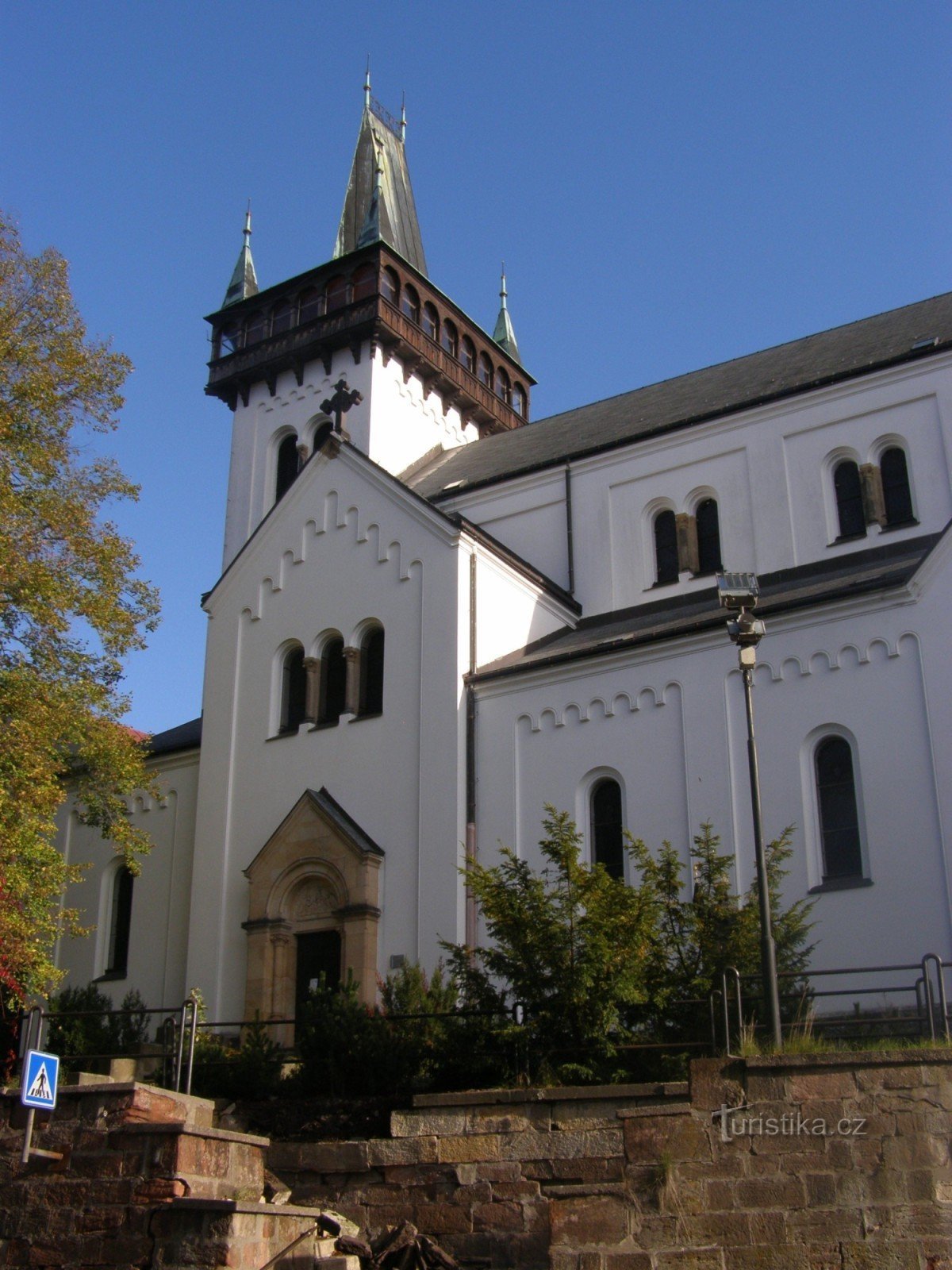 Semily - Igreja de S. Pedro e Paulo