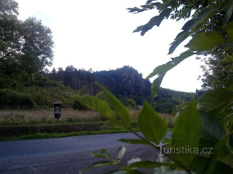 Šemnická rock from Andělská Hora - Šemnice road