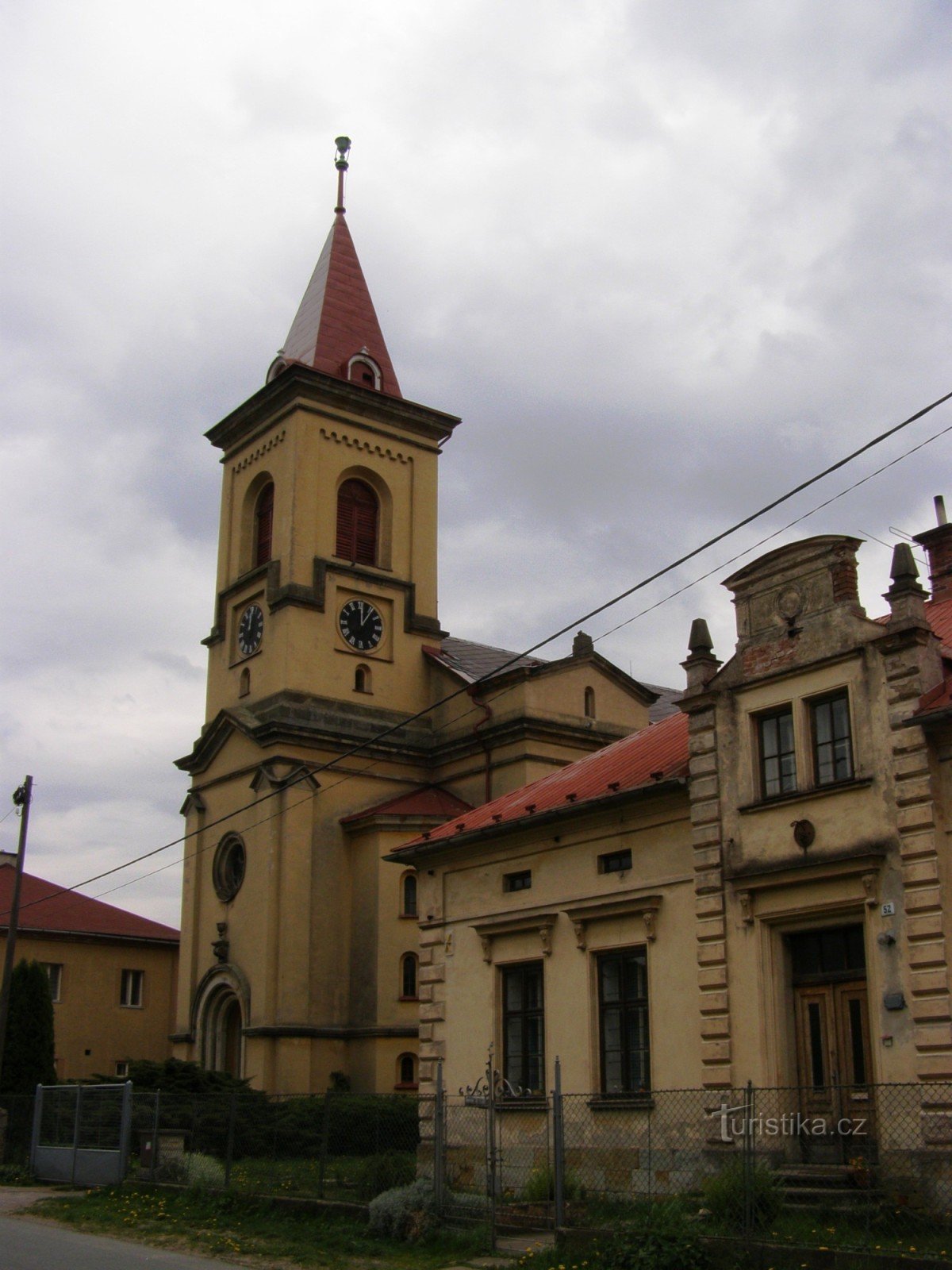 Semonice - Kerk van de Tsjechische Broeders Evangelische Kerk