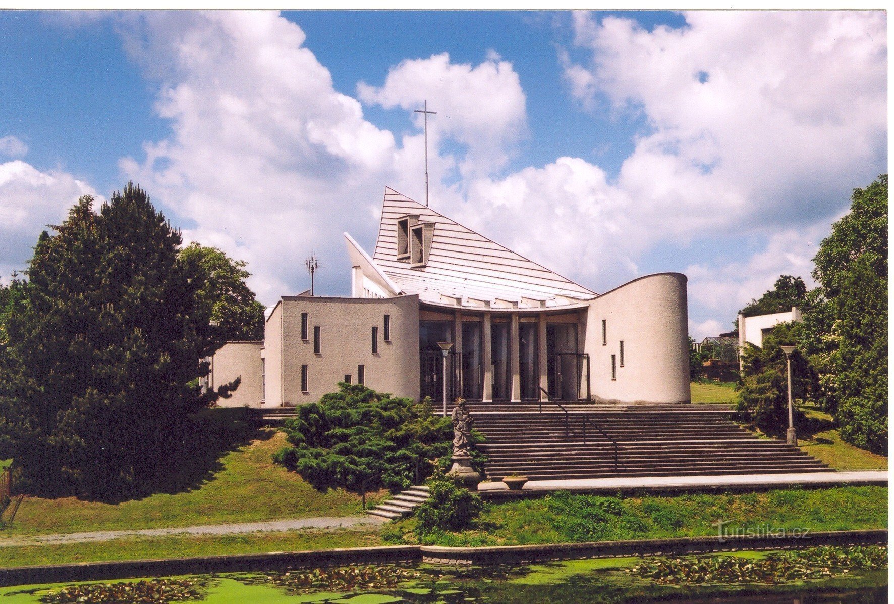 Senetářov - kostel sv. Josefa