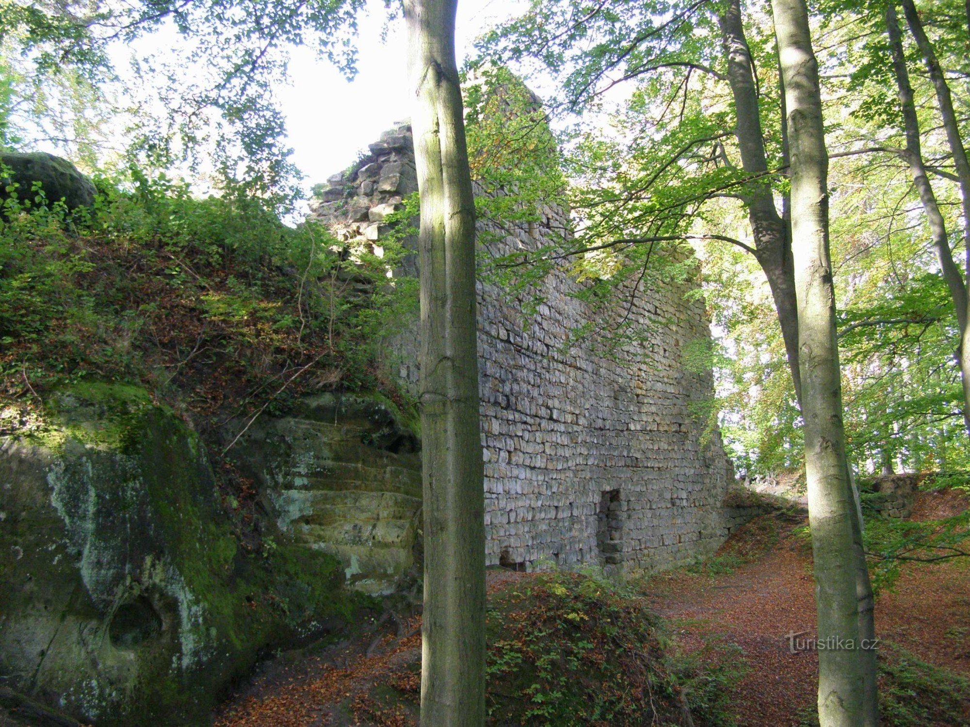 Nordwand des Schlosses