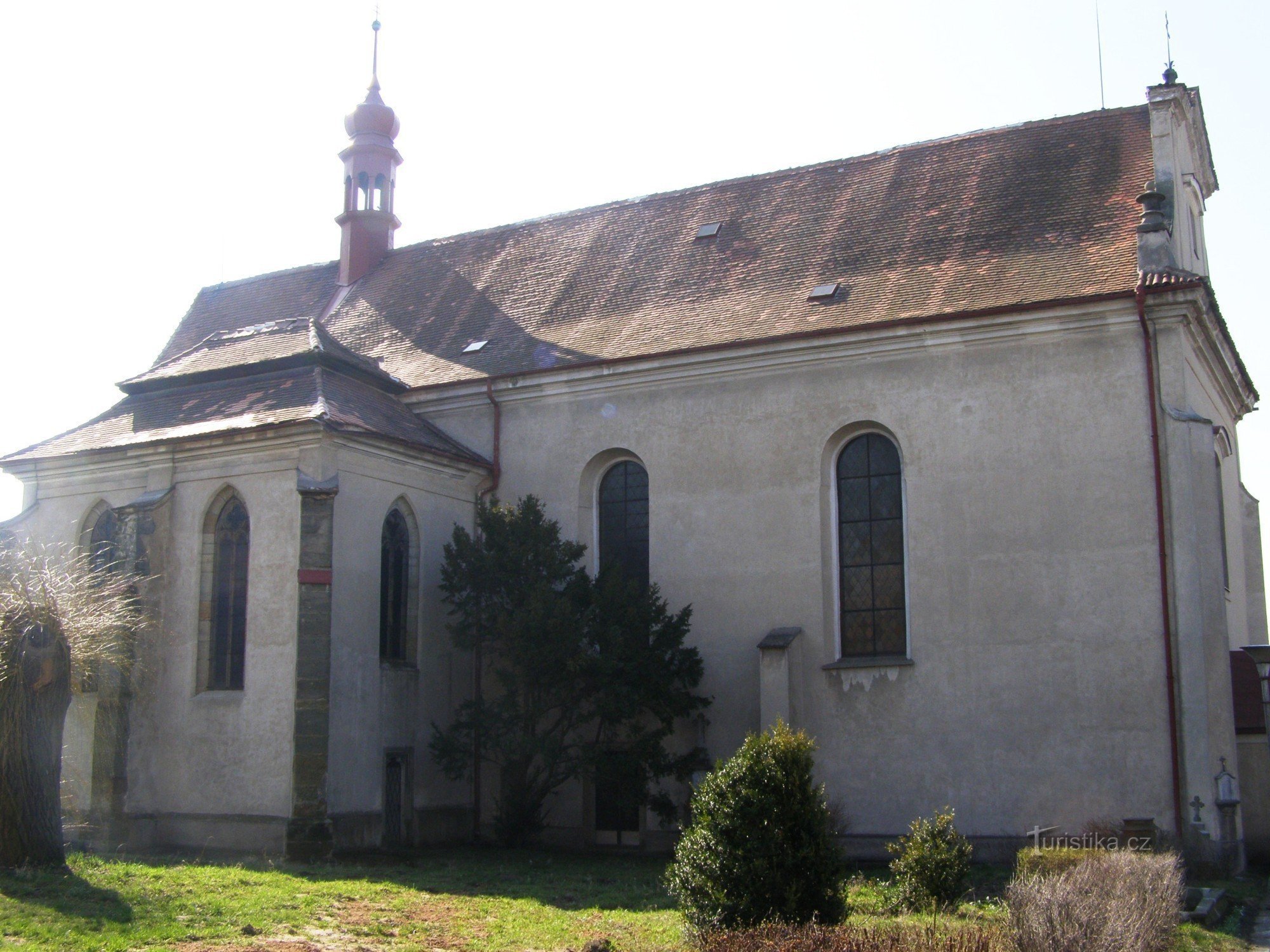 Sezemice - Kirche der Heiligen Dreifaltigkeit