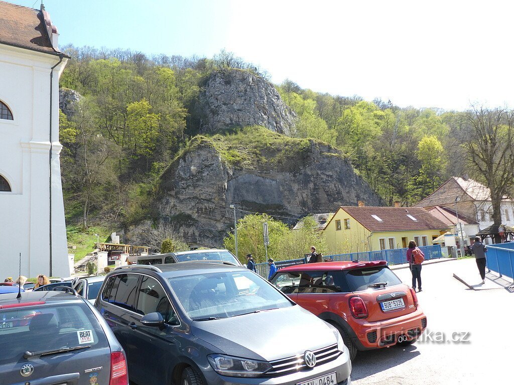 Connaître le Karst de Bohême - le chemin vers Skála nad sv. Jan.