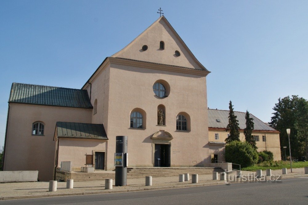 sediul muzeului - biserica Sf. Iosif