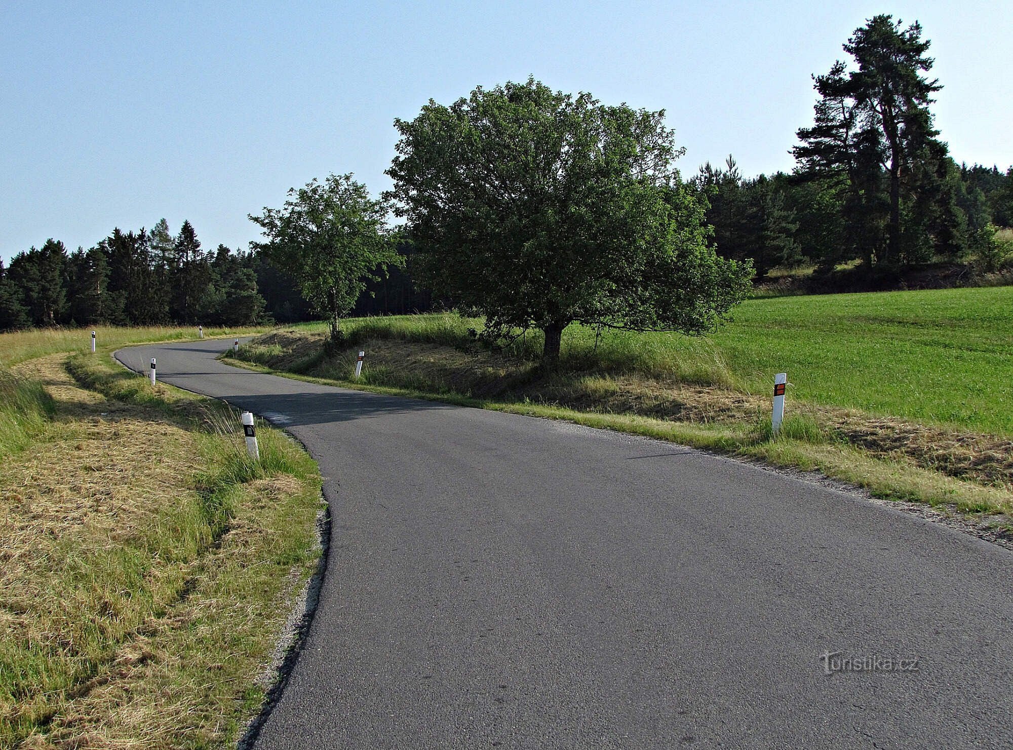 road to Stálkovo