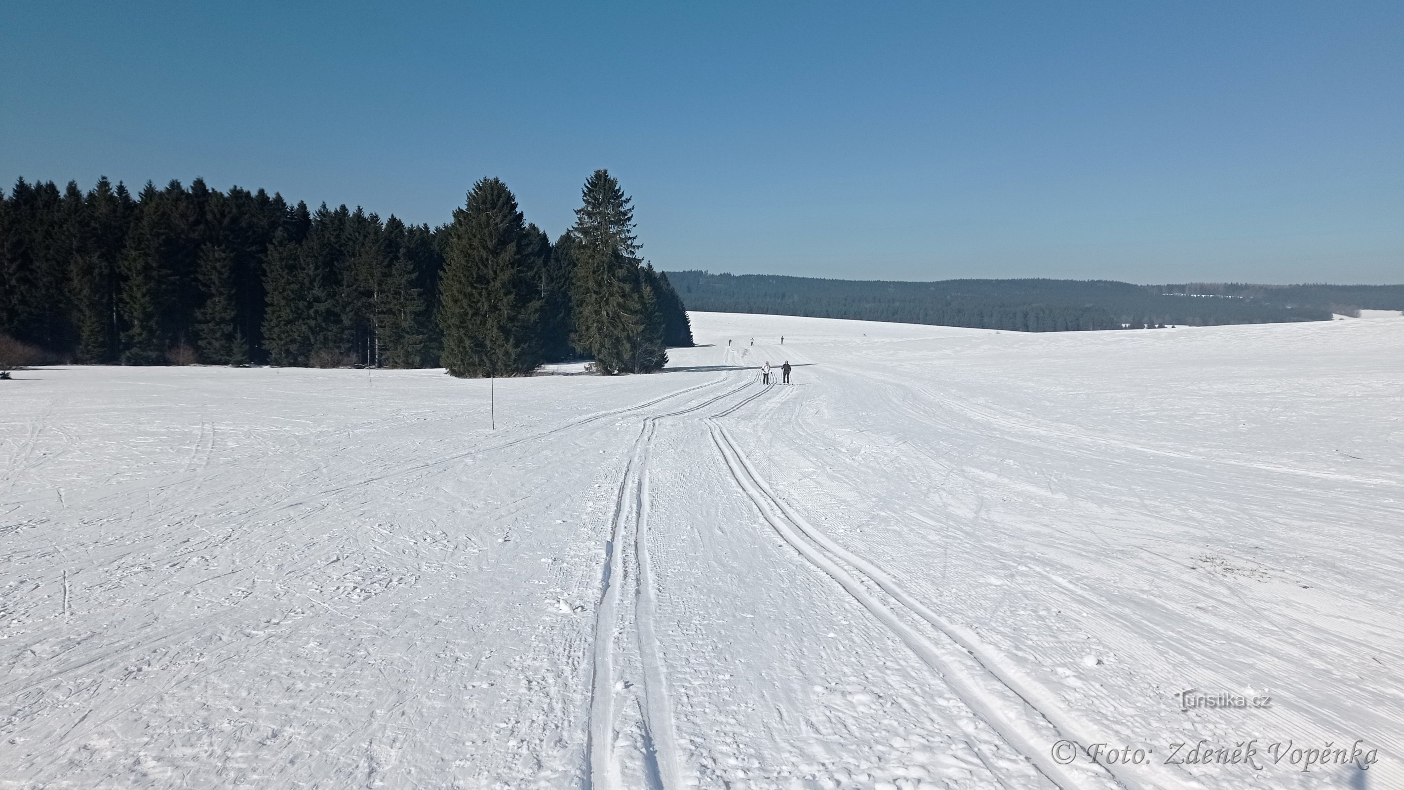 Afdaling naar de Fryšava-gletsjer.