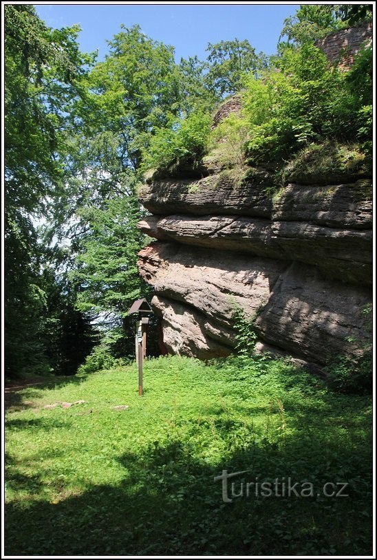 Der Felsen unter Břecštejn