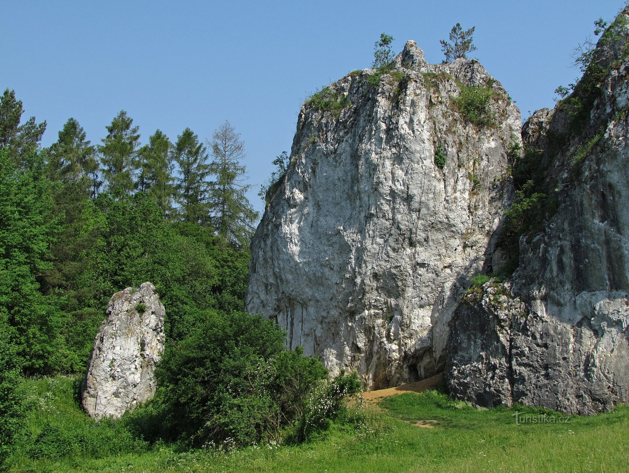 Скельний амфітеатр Колибки